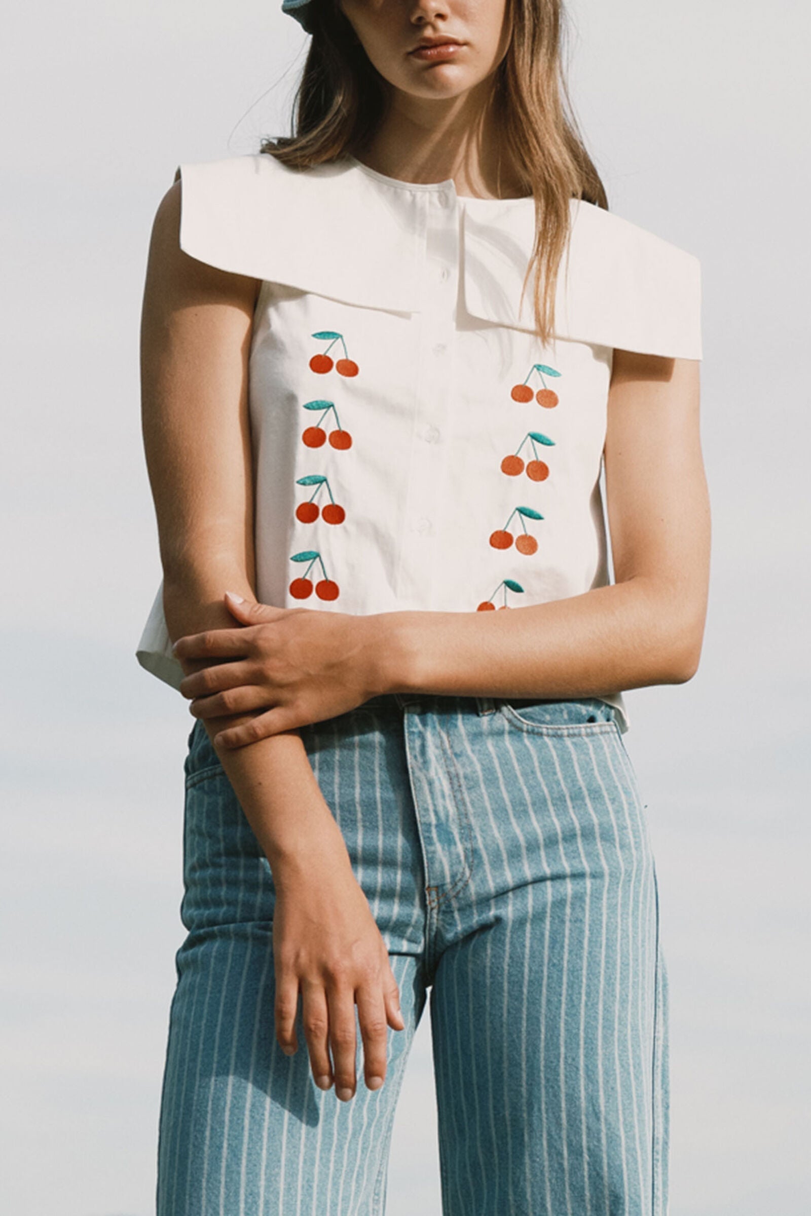 CHERRIES TOP
