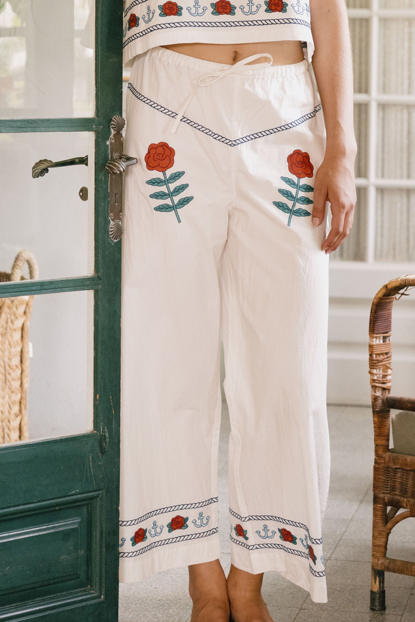 EMBROIDERED PANTS