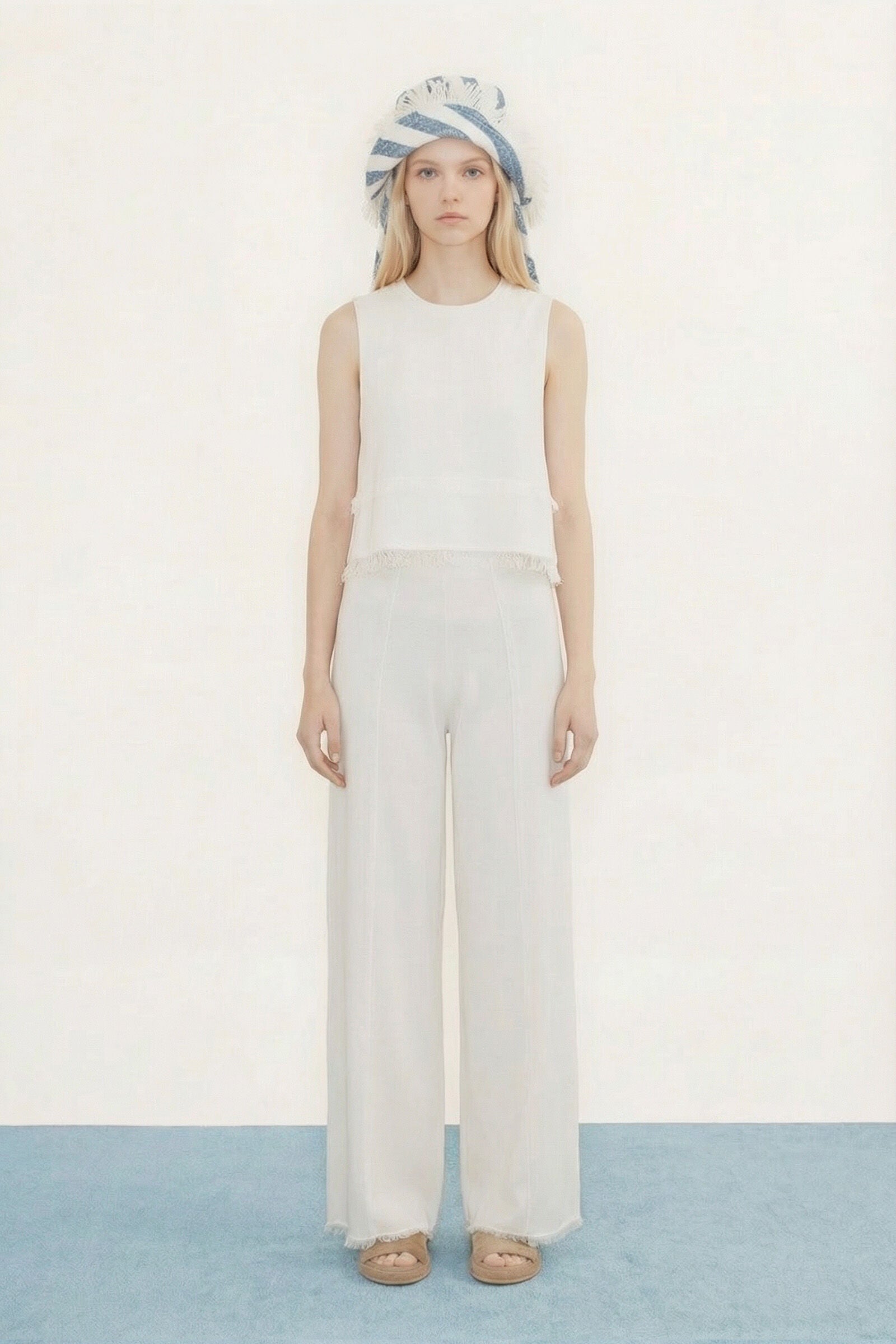 KNITTED TOP WITH FRINGE
