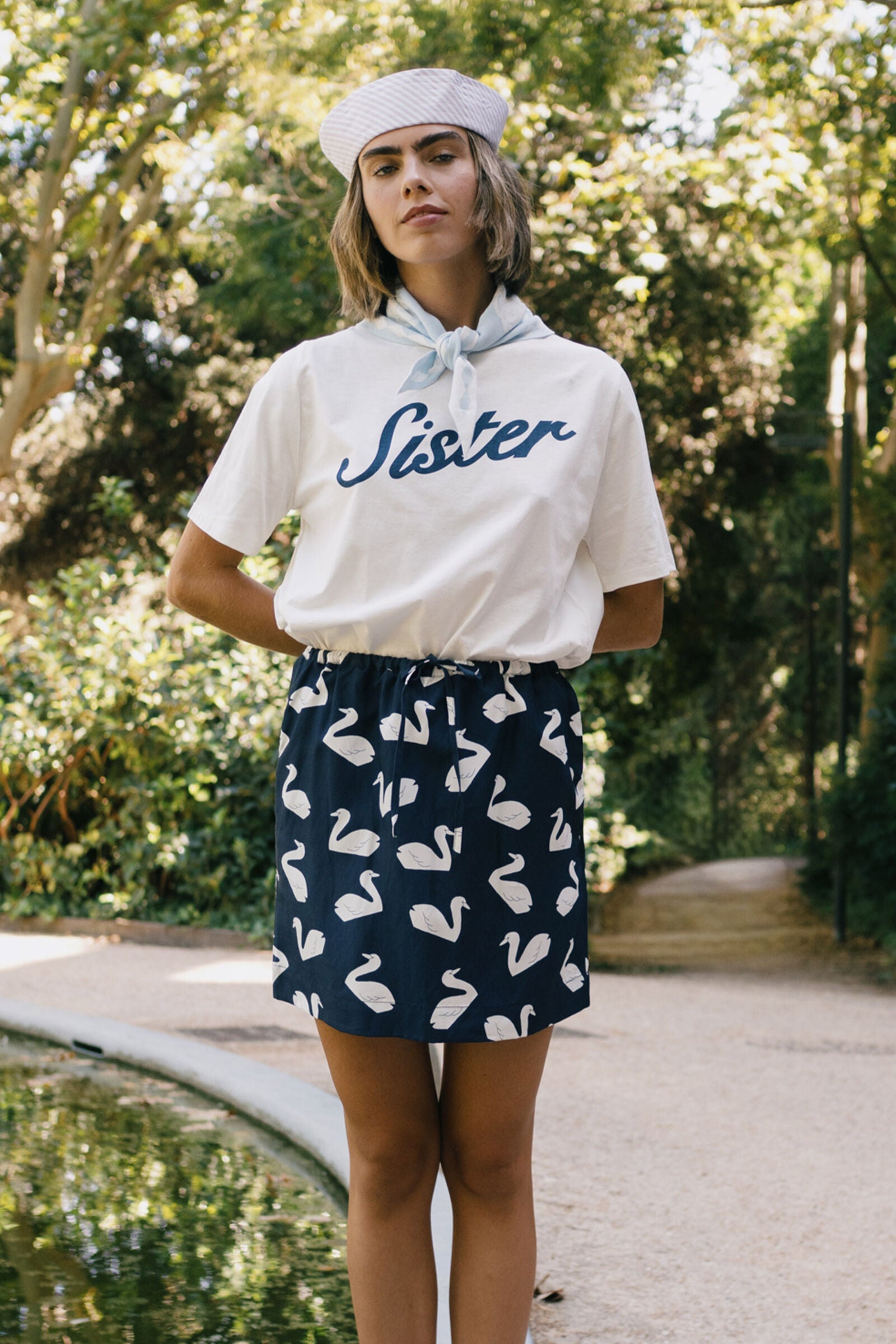 SISTER TEE