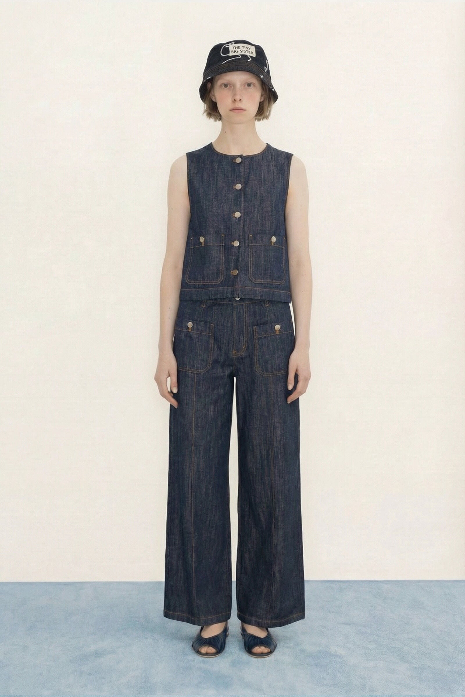 POCKETS VEST