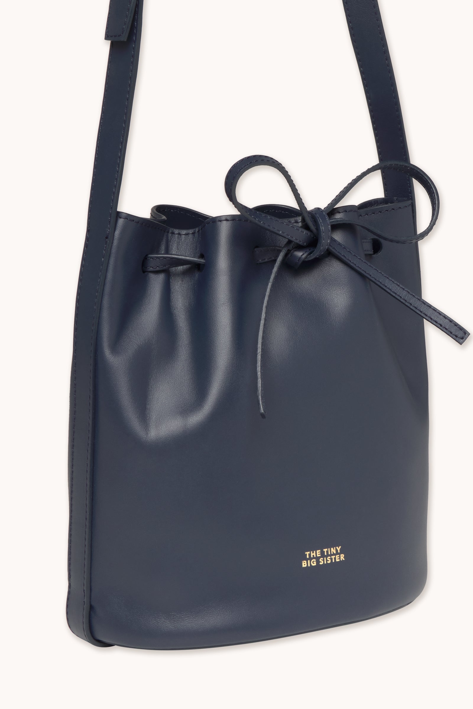 ANNE LEATHER SMALL BUCKET BAG