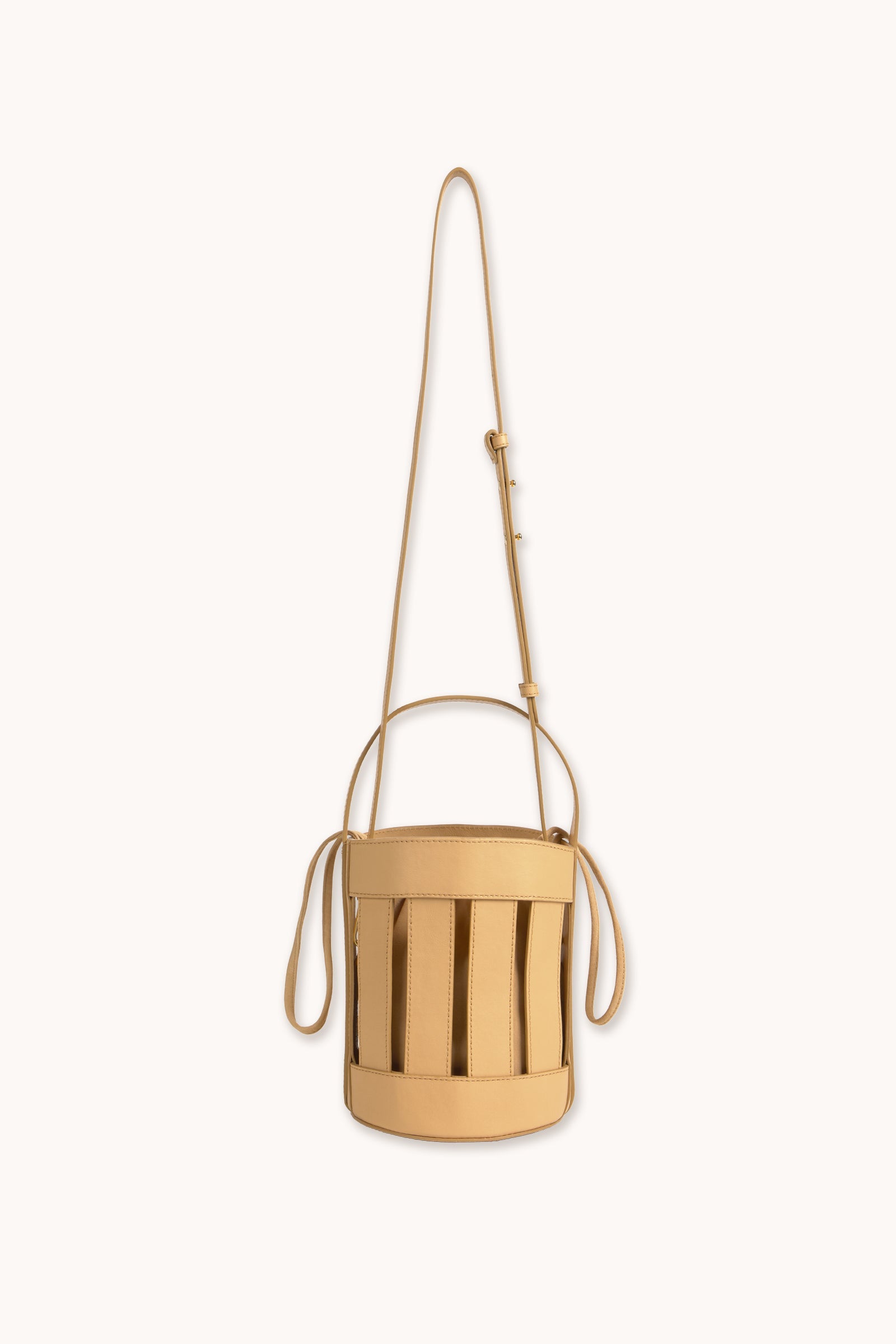 PALI LEATHER BUCKET BAG