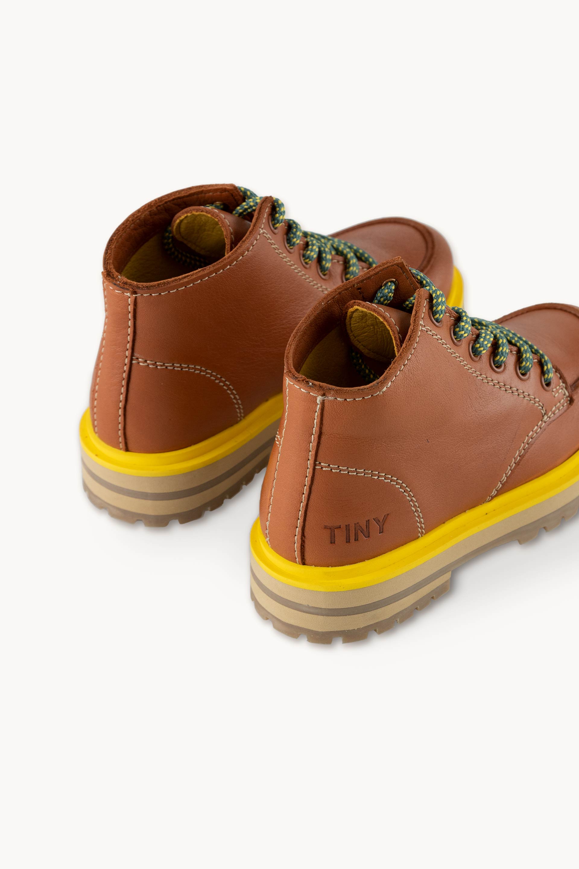LACE-UP LEATHER BOOTS