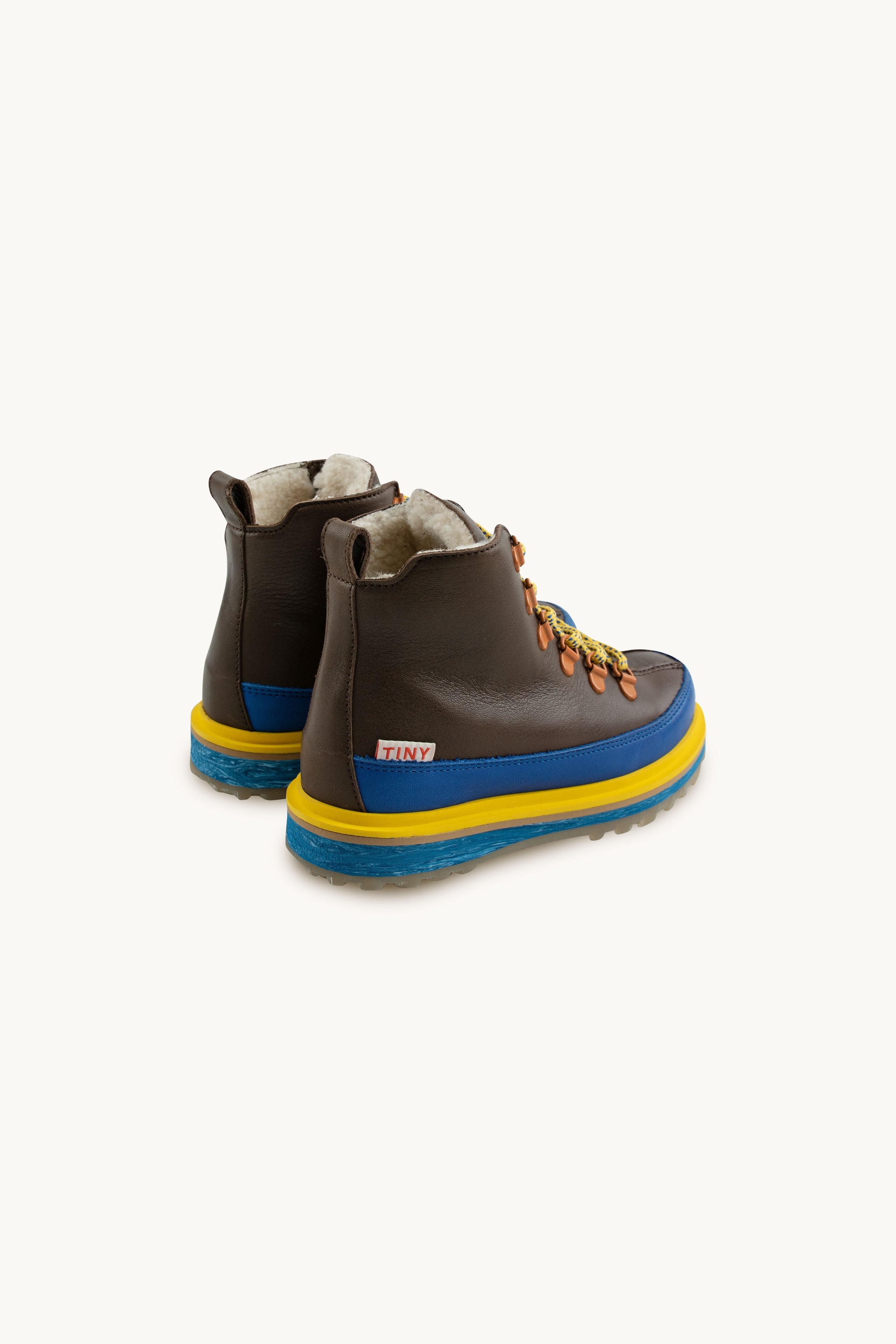WINTER BOOTS