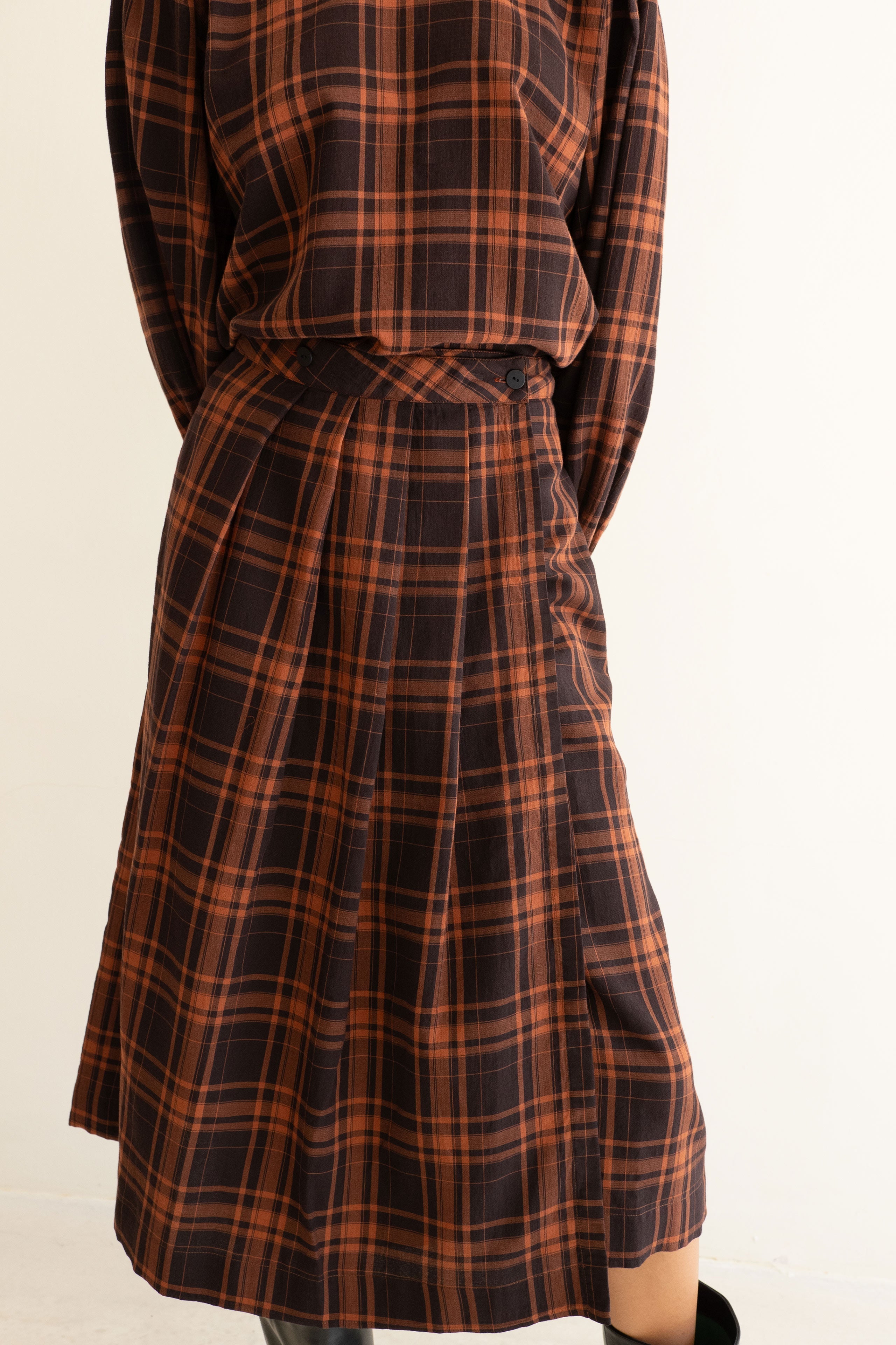 WRAP SKIRT