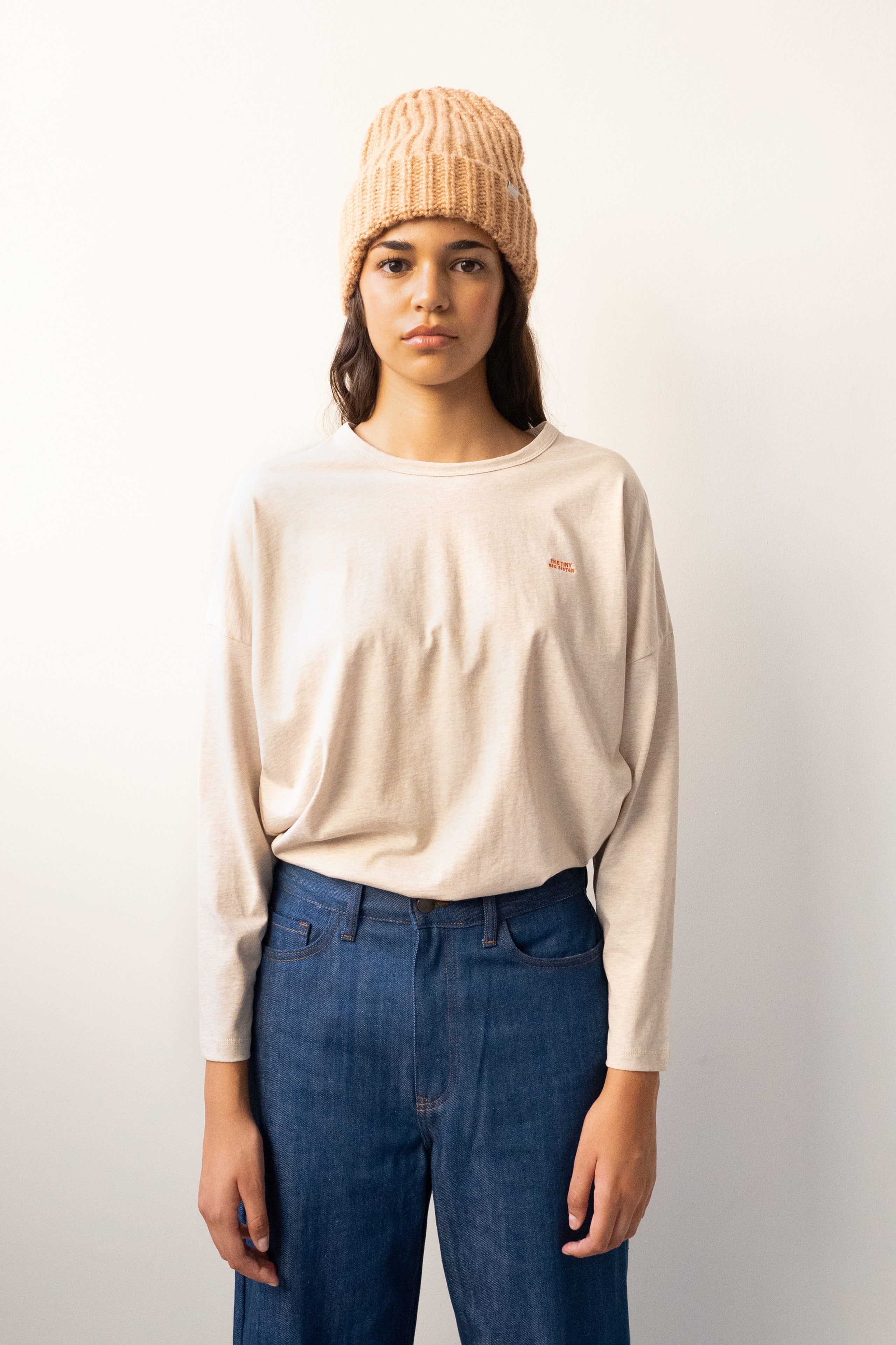 BASIC LONG SLEEVE TEE