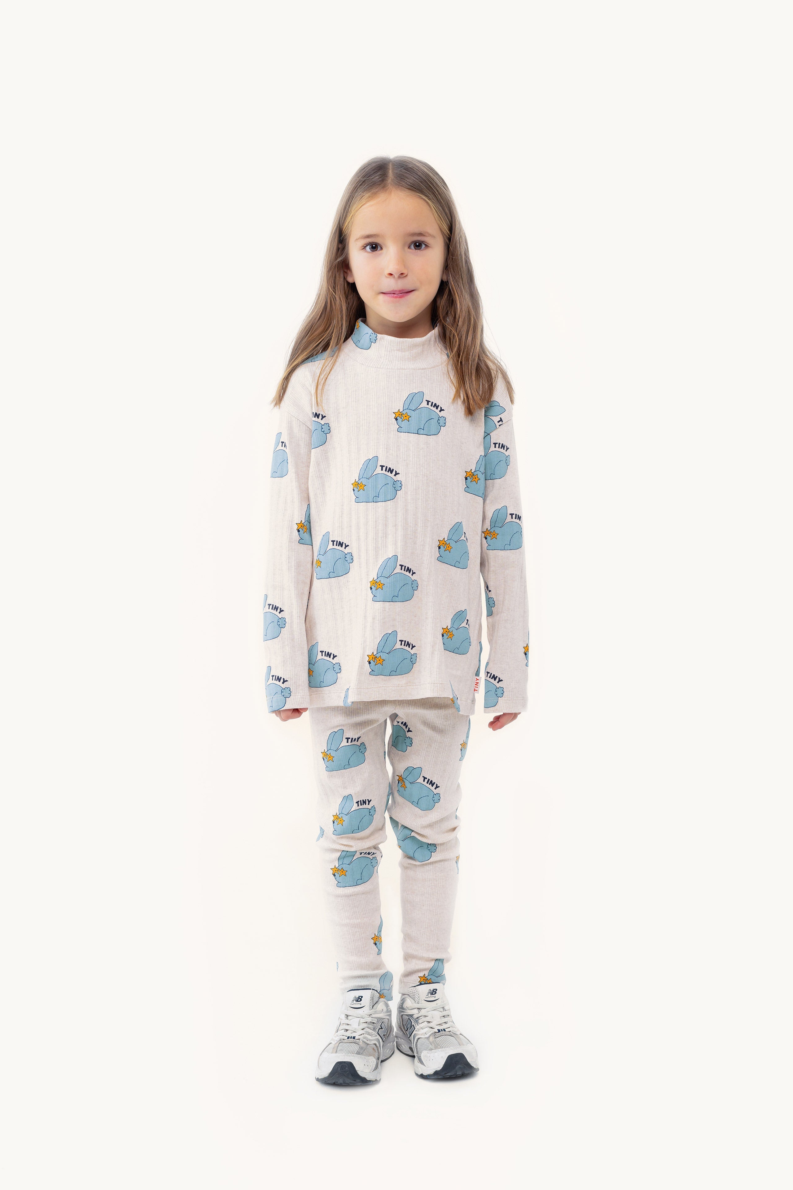 RABBITS MOCKNECK