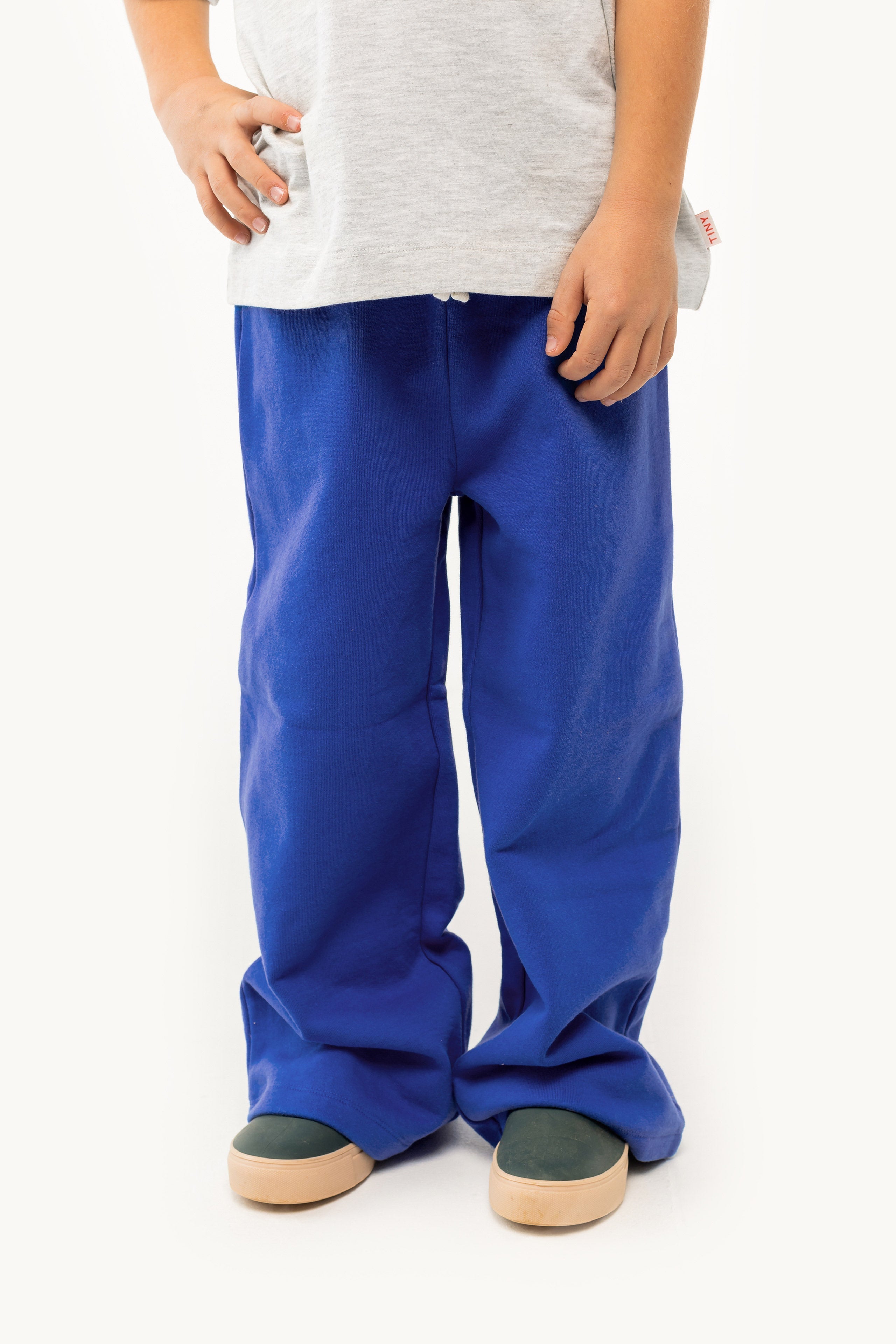 SOLID STRAIGHT SWEATPANT