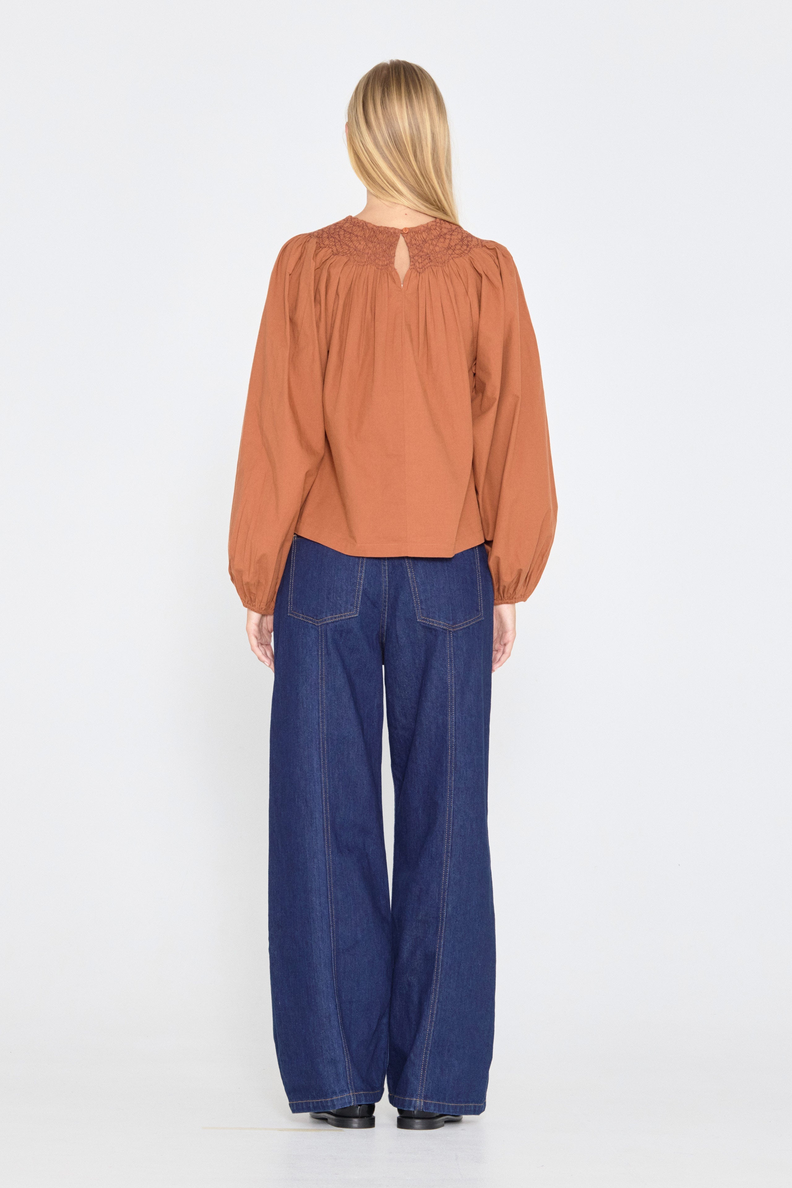 SMOCKED BLOUSE