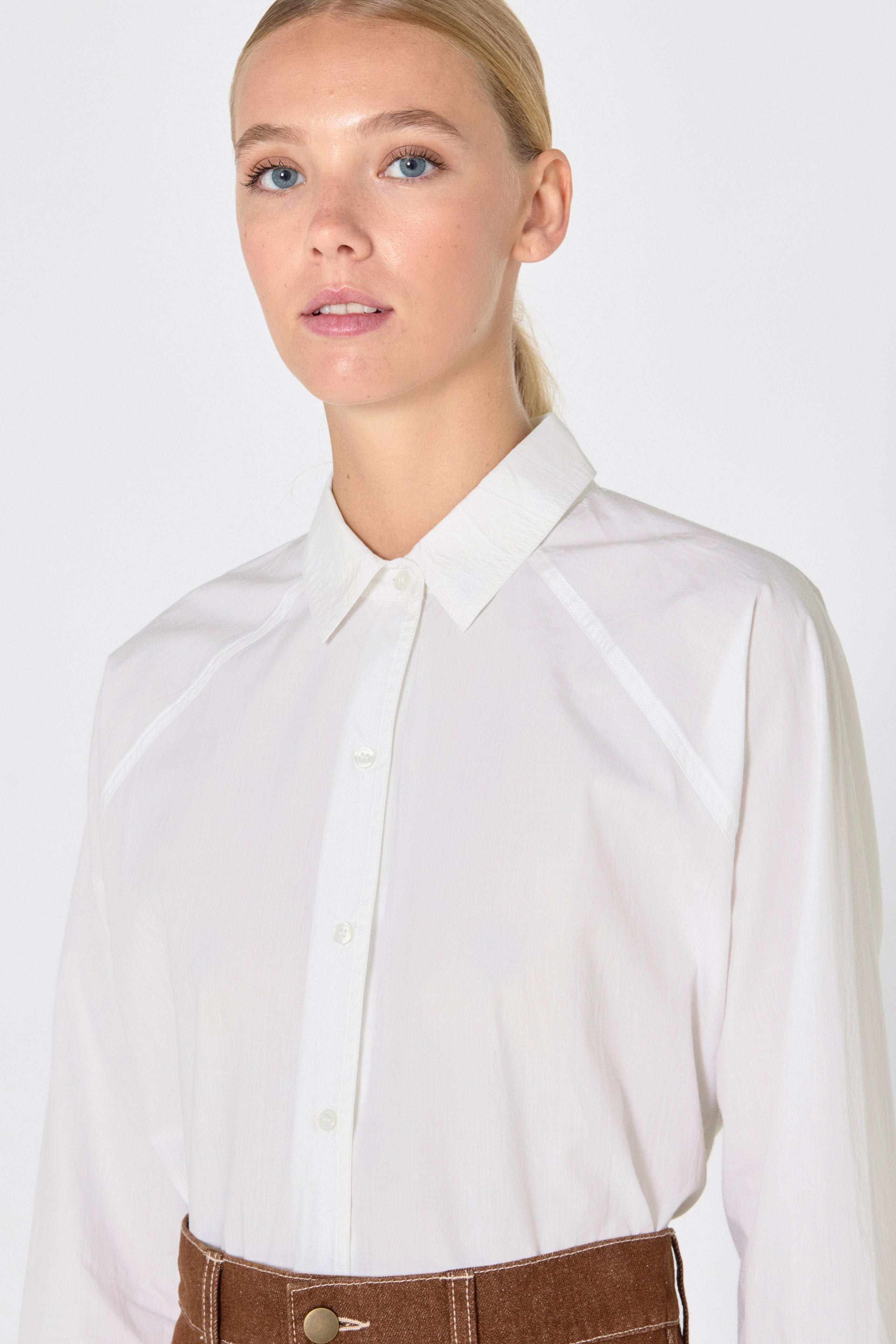 RAGLAN SLEEVE SHIRT