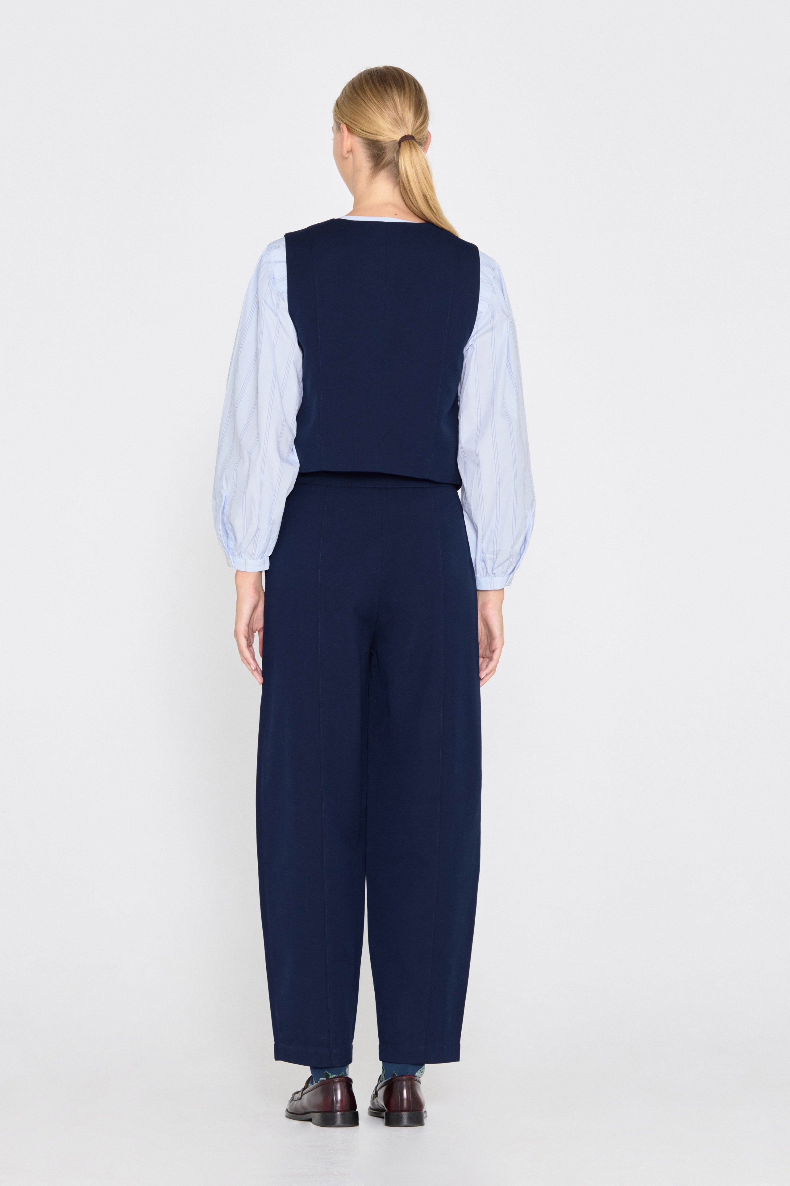 PANTALÓN CUTLINES BARRIL