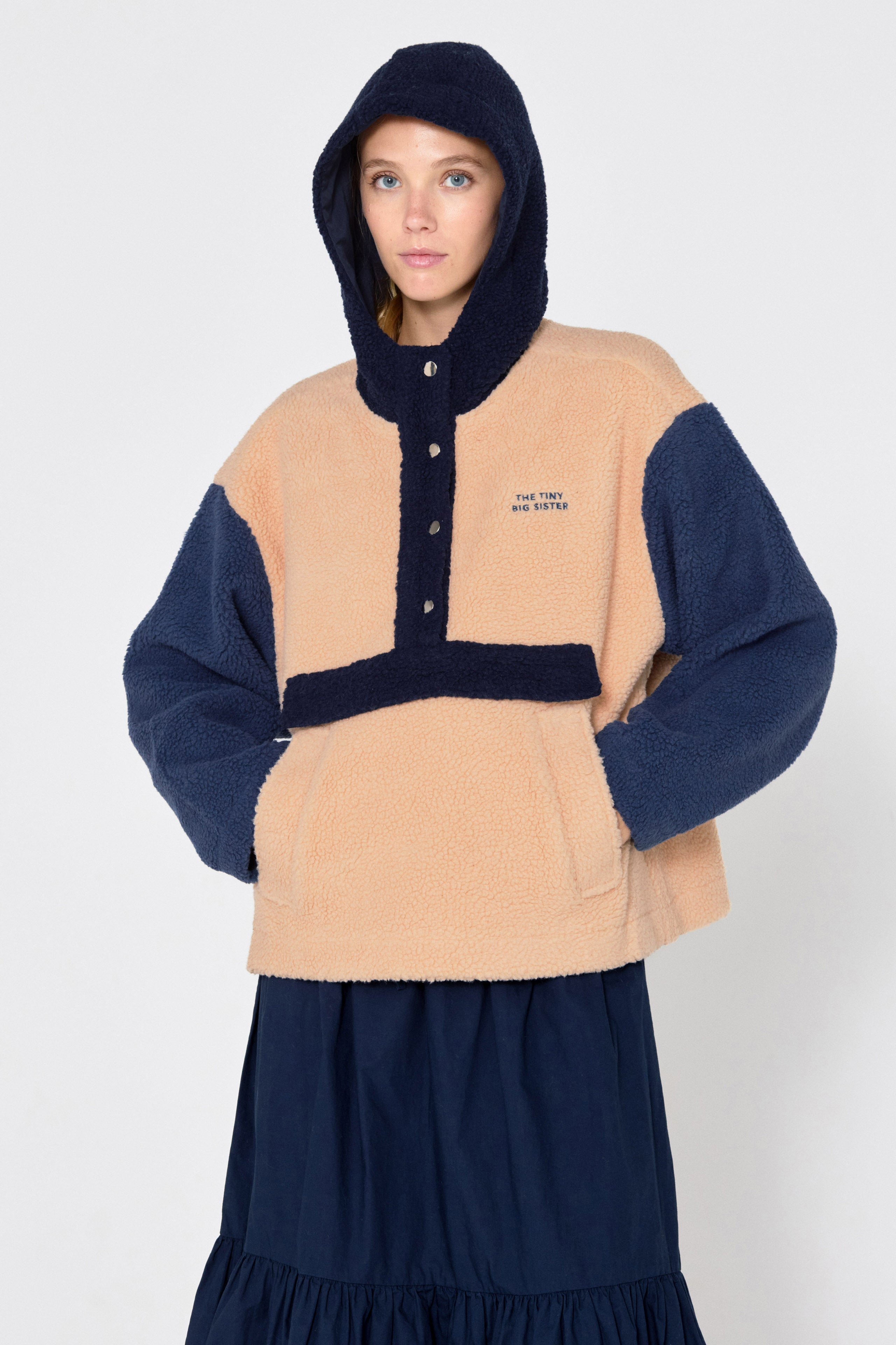 SHERPA CHAQUETA CON CAPUCHA