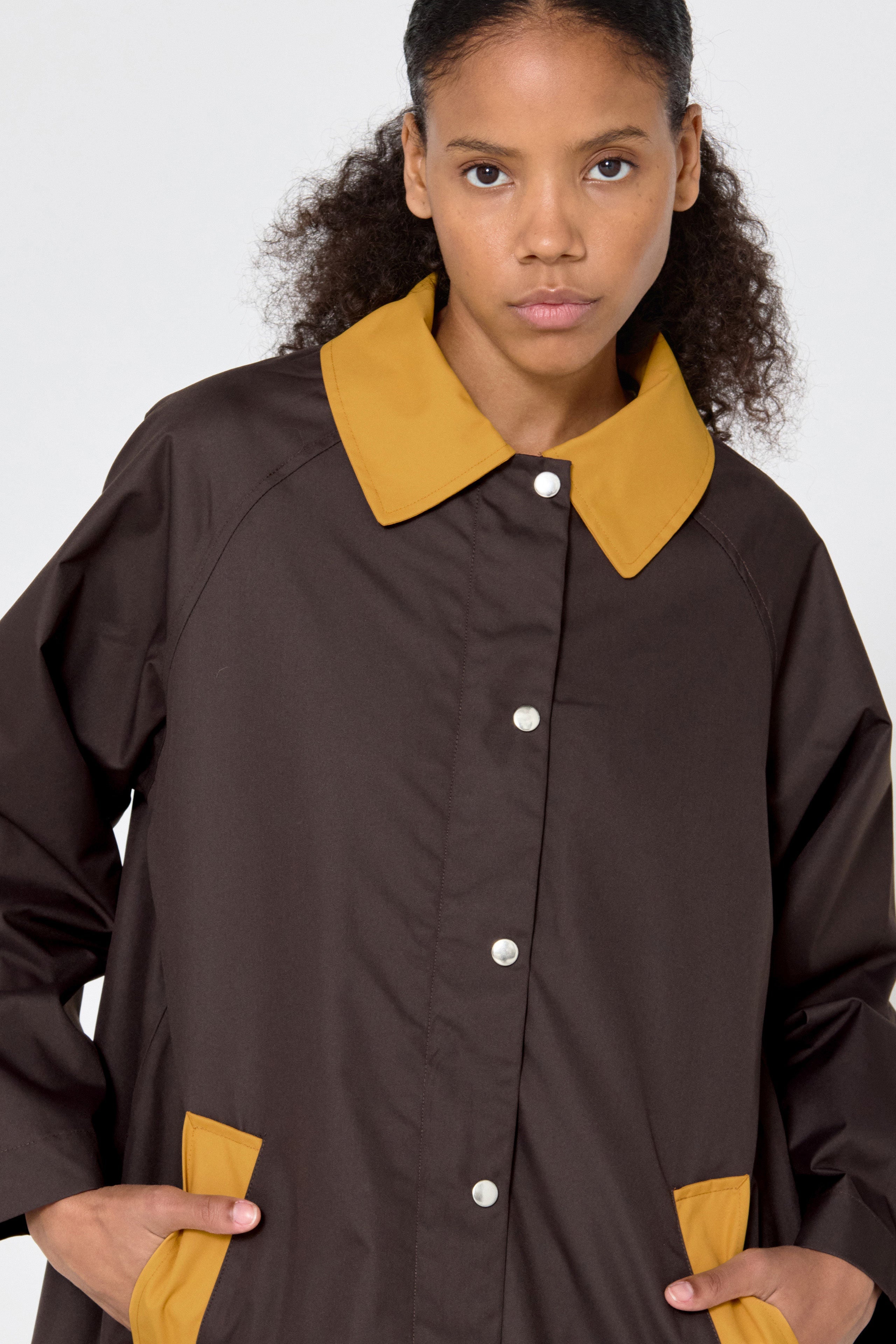 COLOR BLOCK TRENCHCOAT