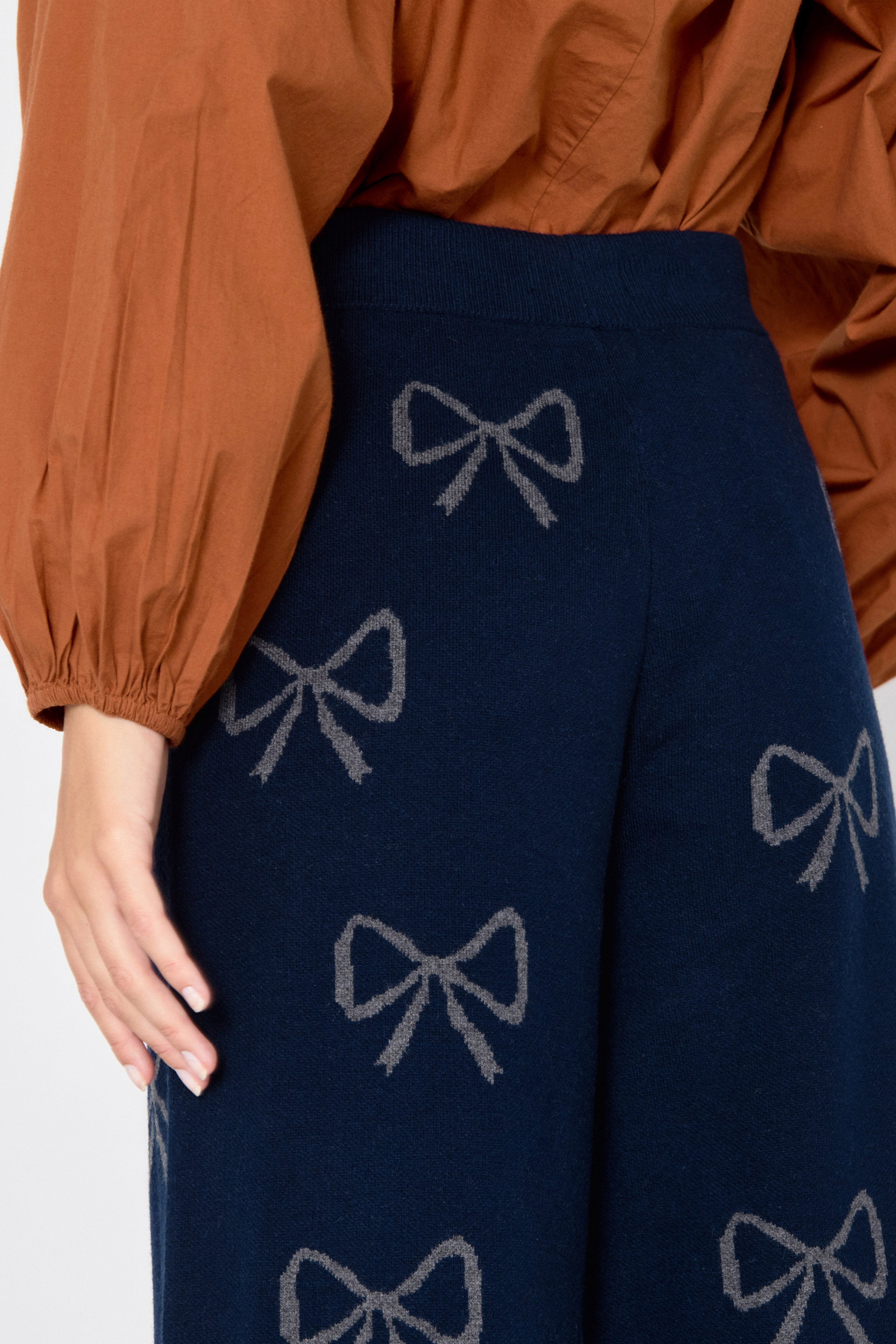 BOW HOSE