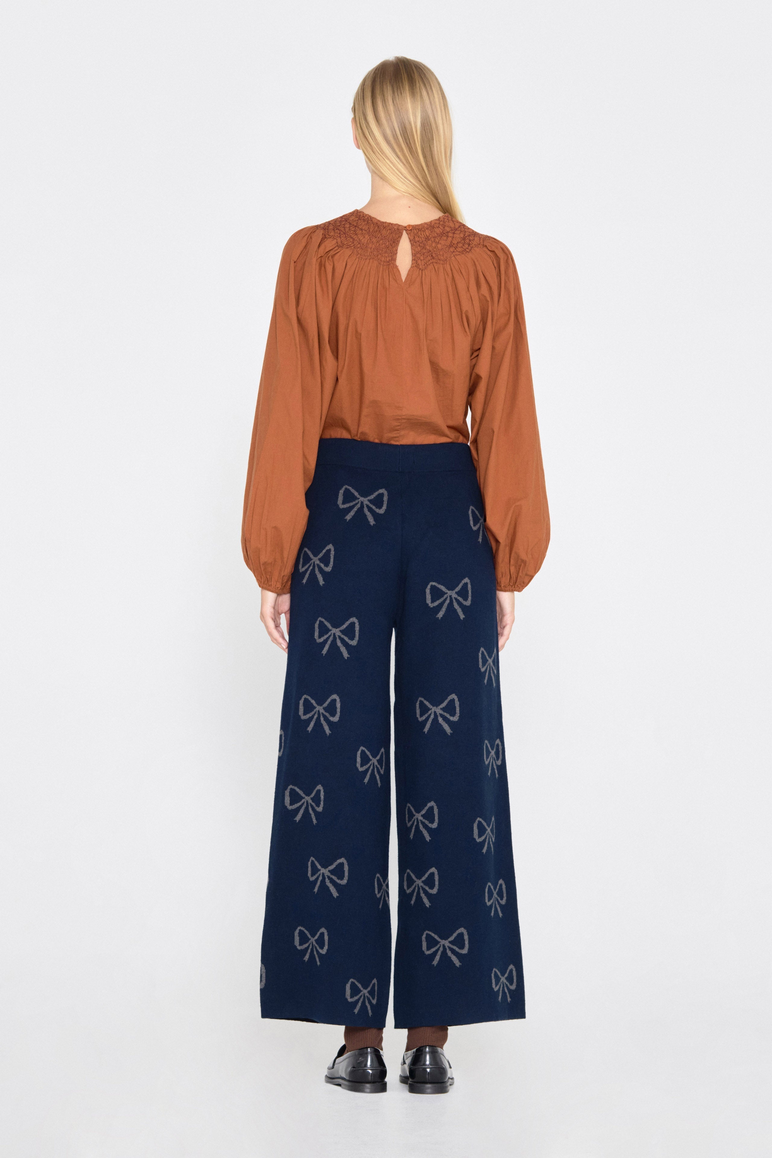 BOW HOSE