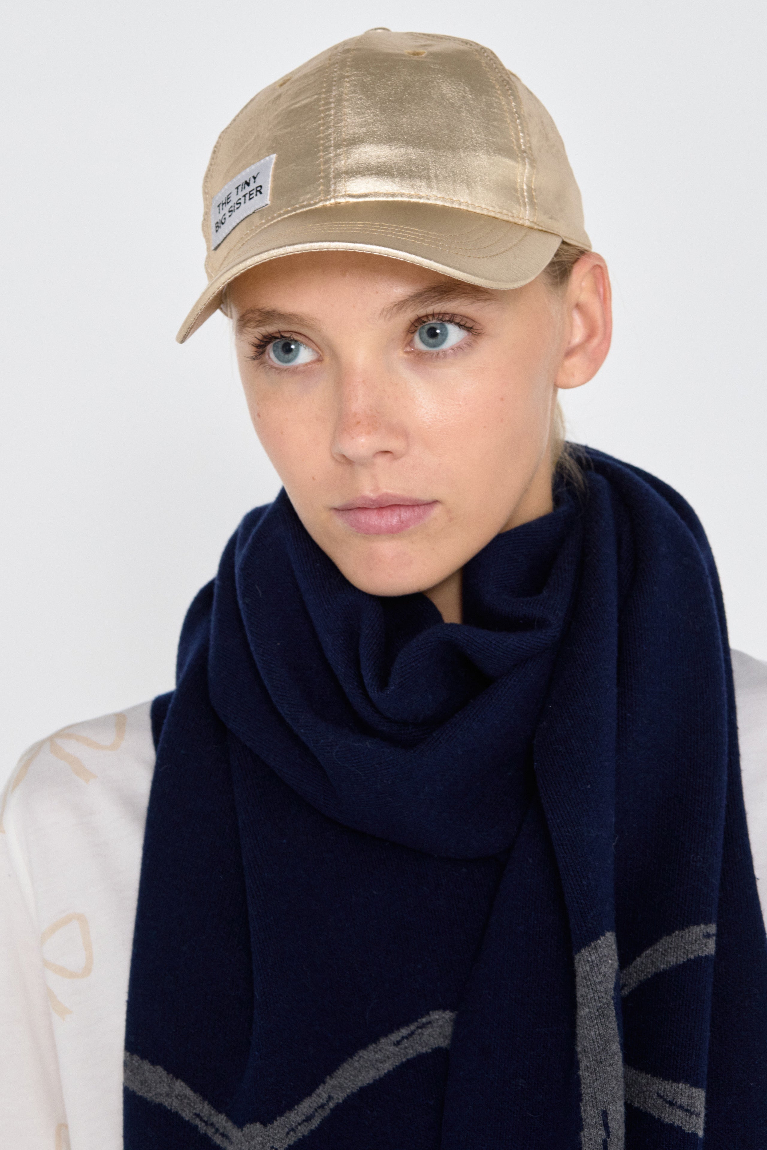 METALLIC CAP