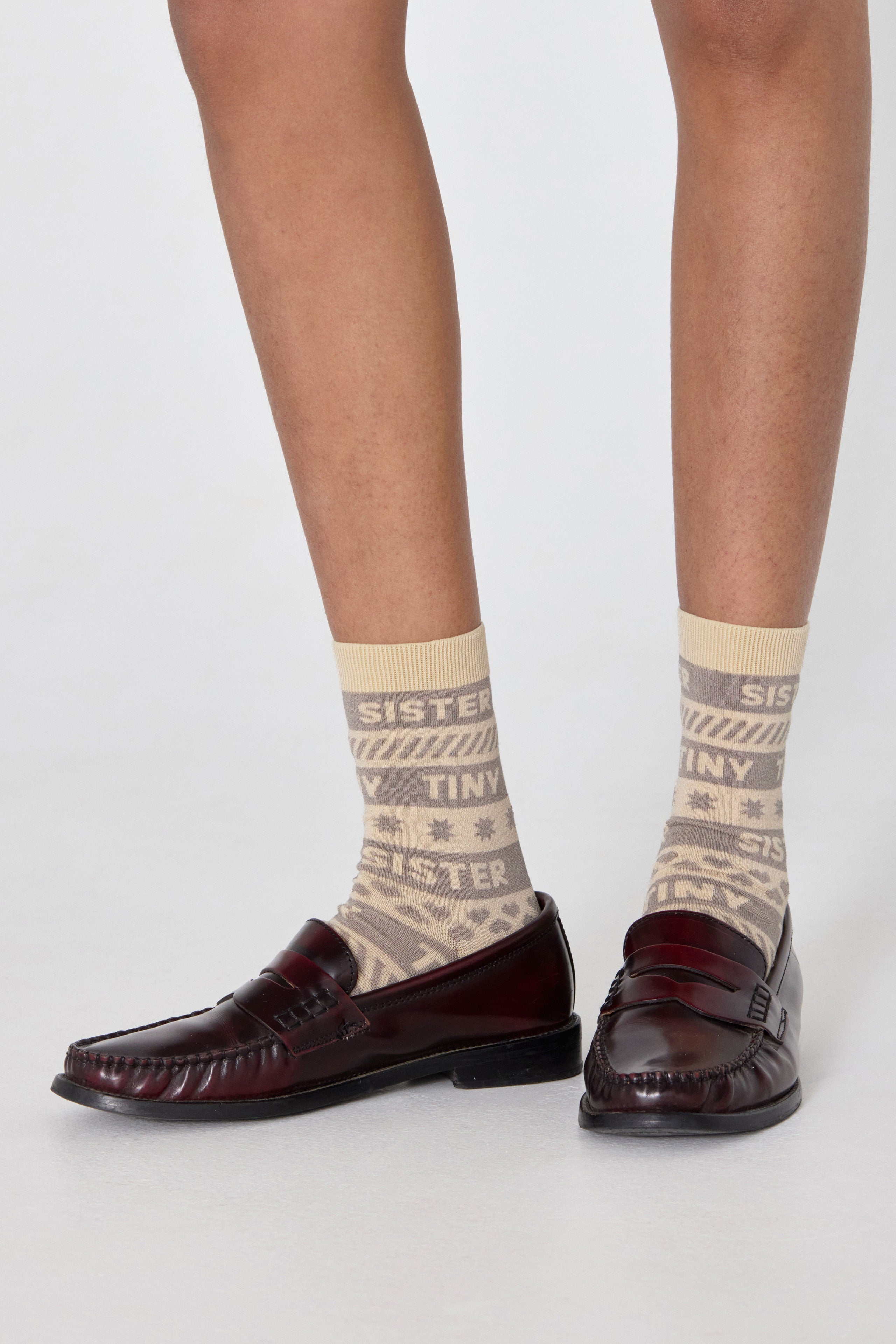 STRIPED MEDIUM SOCKS