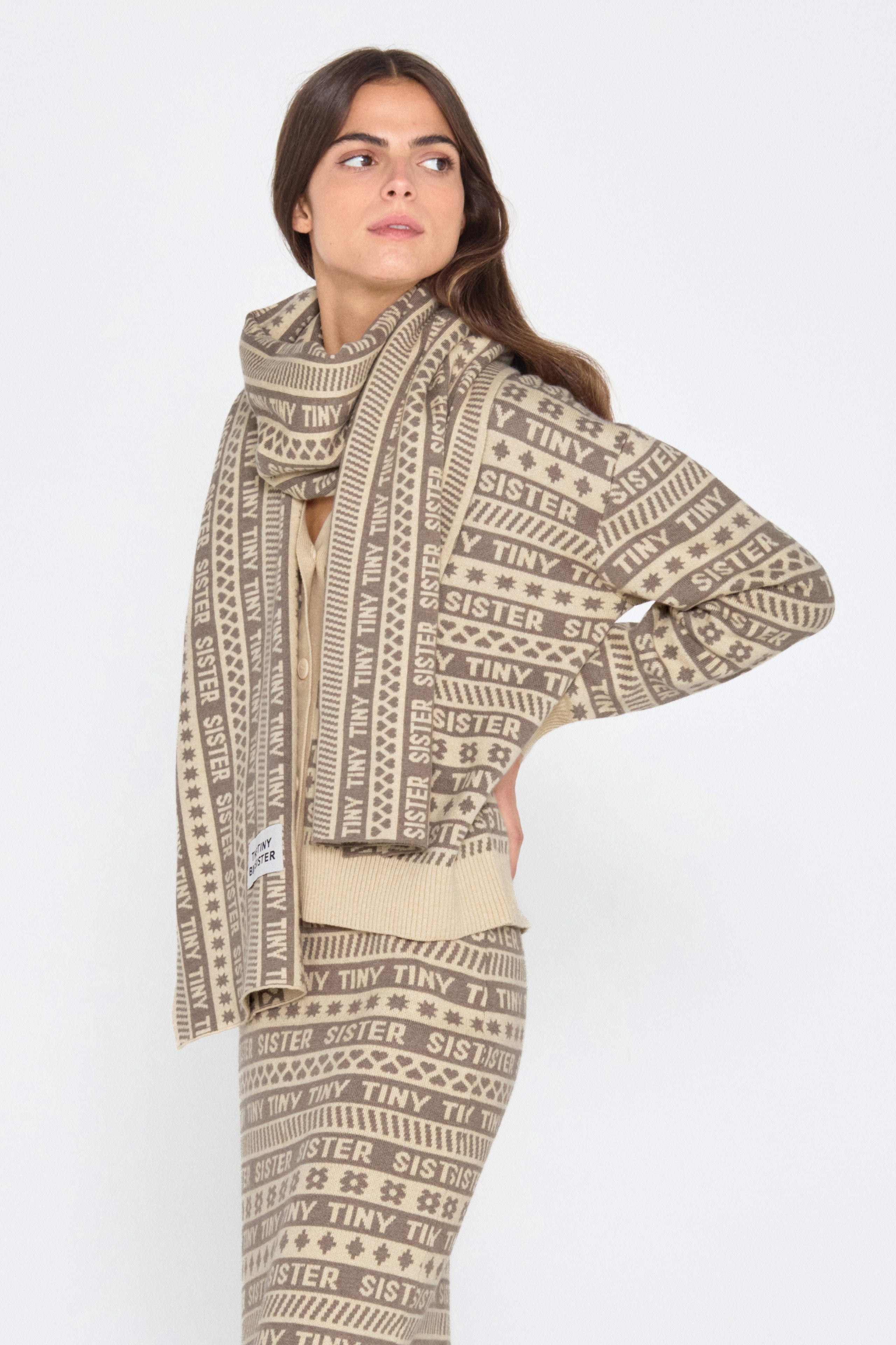 TINY SCARF