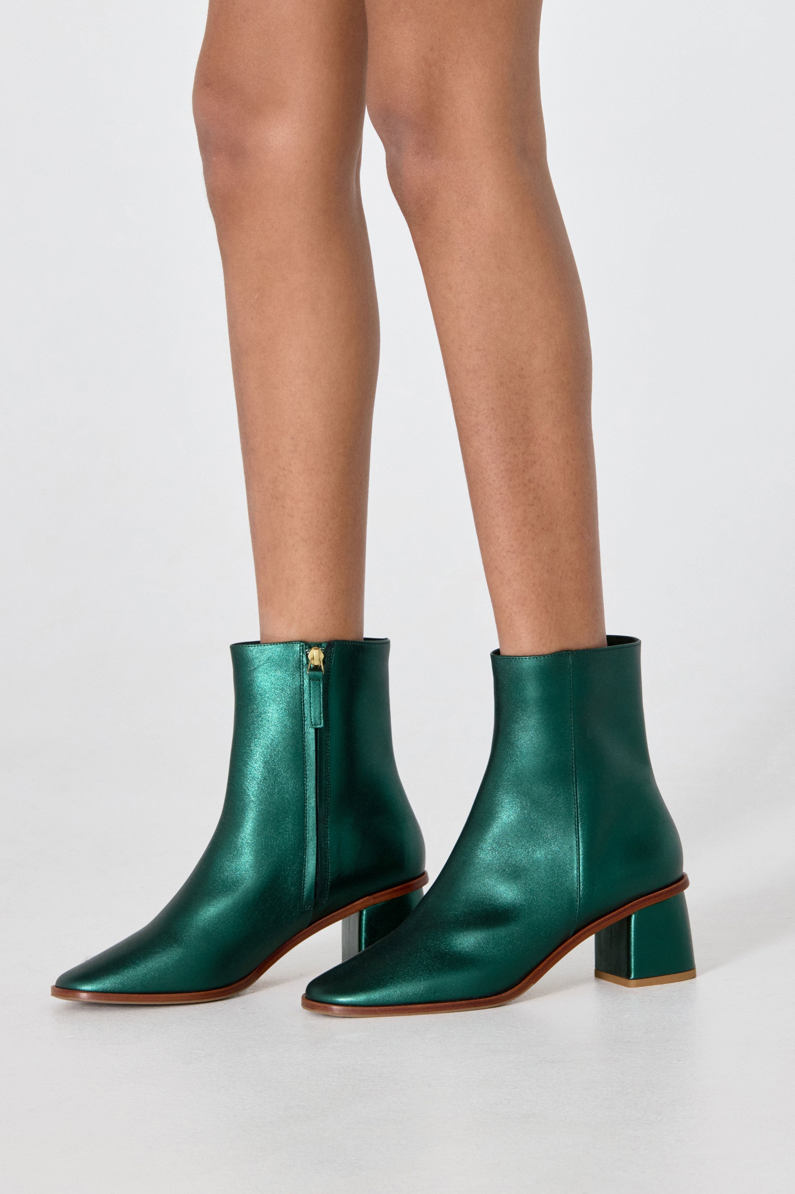 BOTAS TACÓN METALIZADO