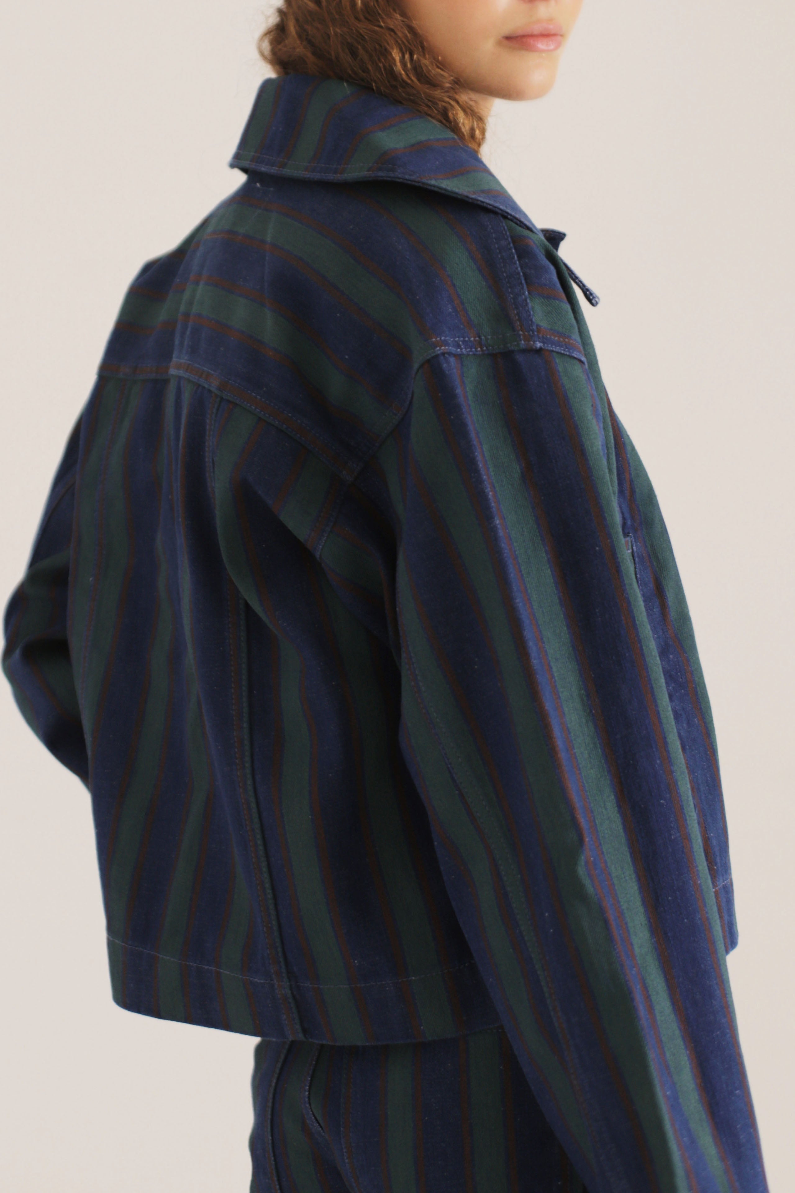 GESTREIFTE BOXY-JACKE