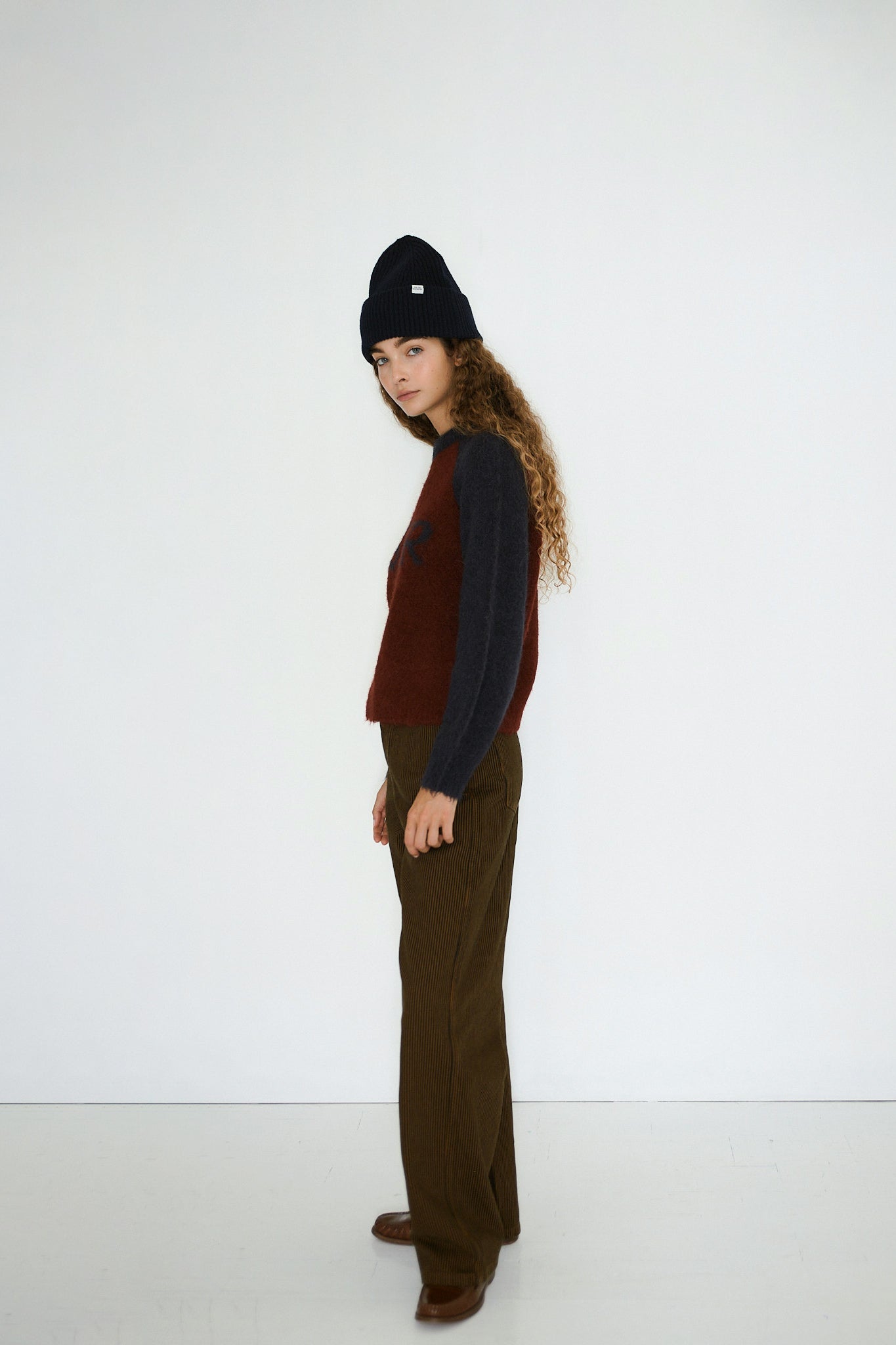 COLOR BLOCK PULLOVER