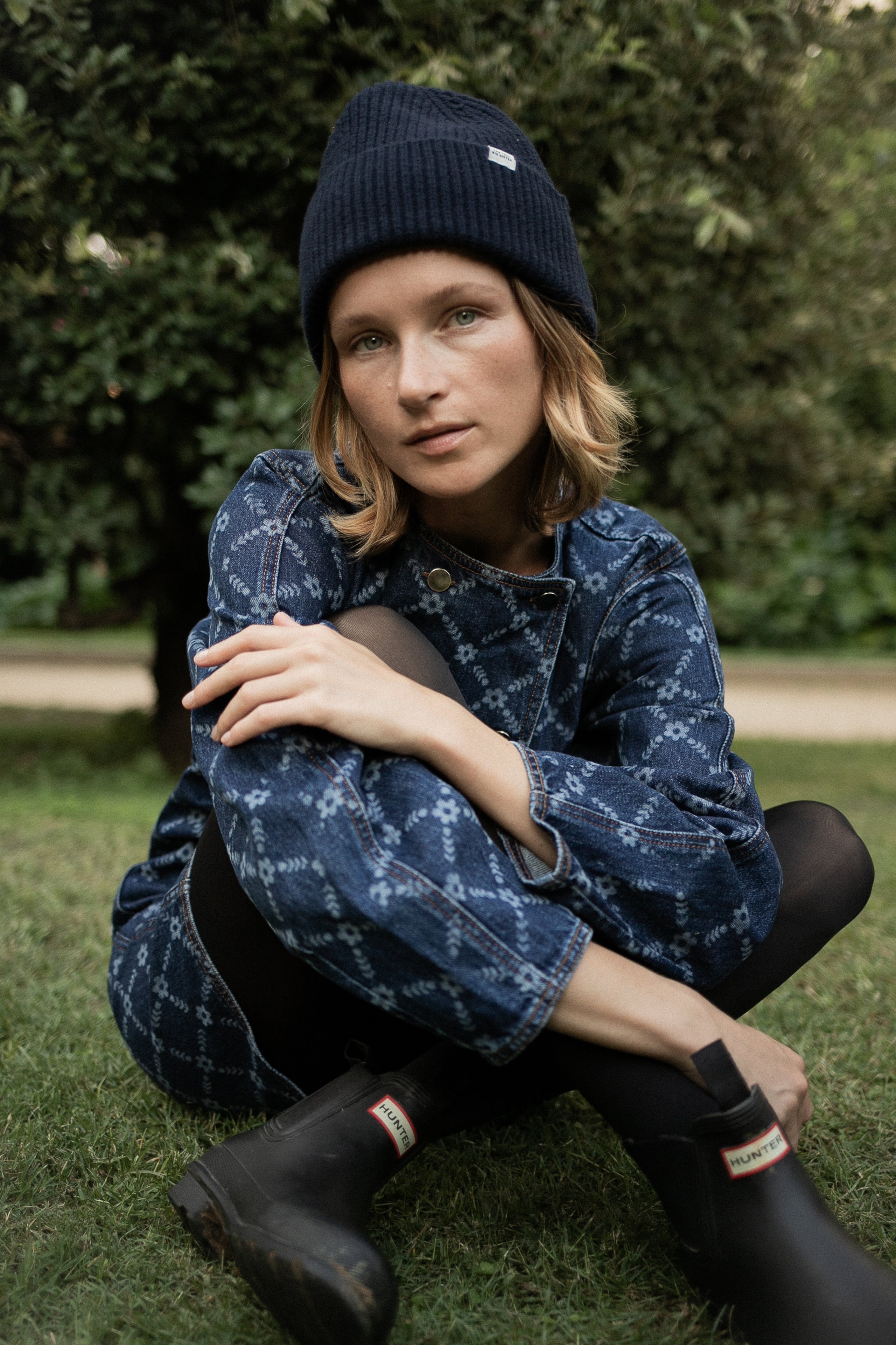 BEANIE LEO