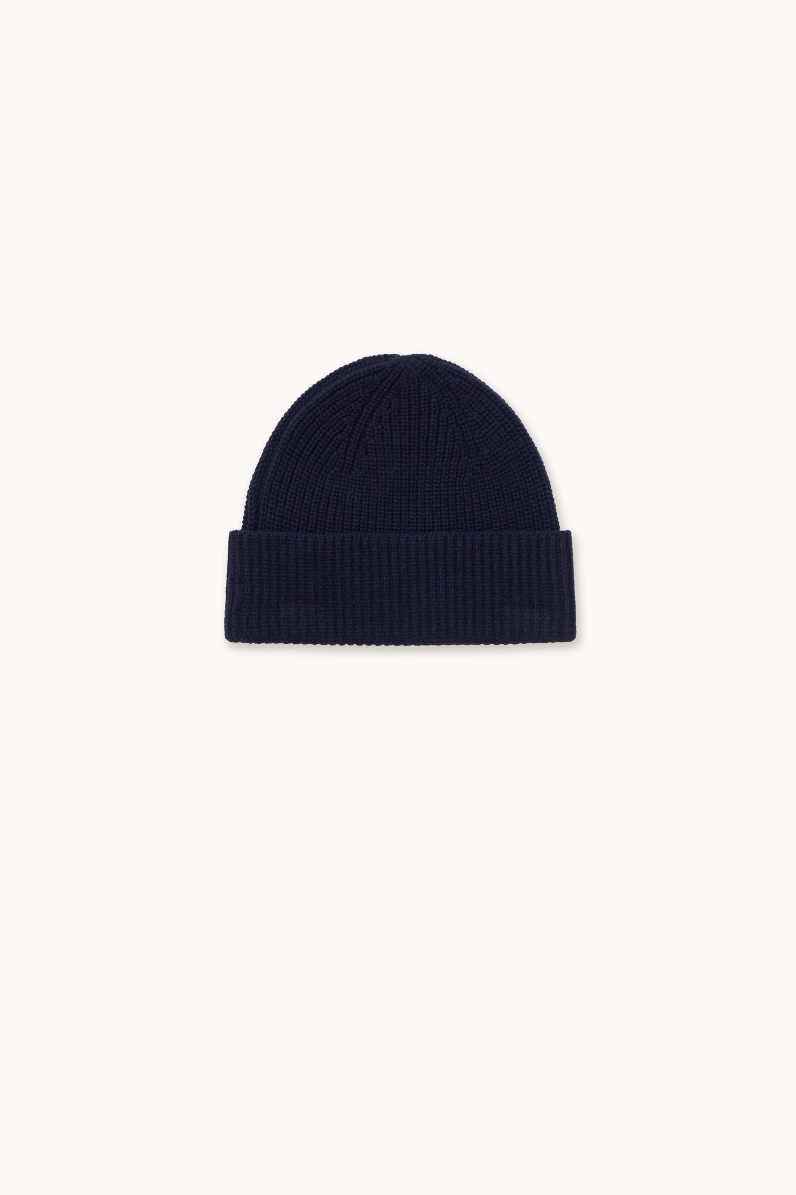 BEANIE LEO