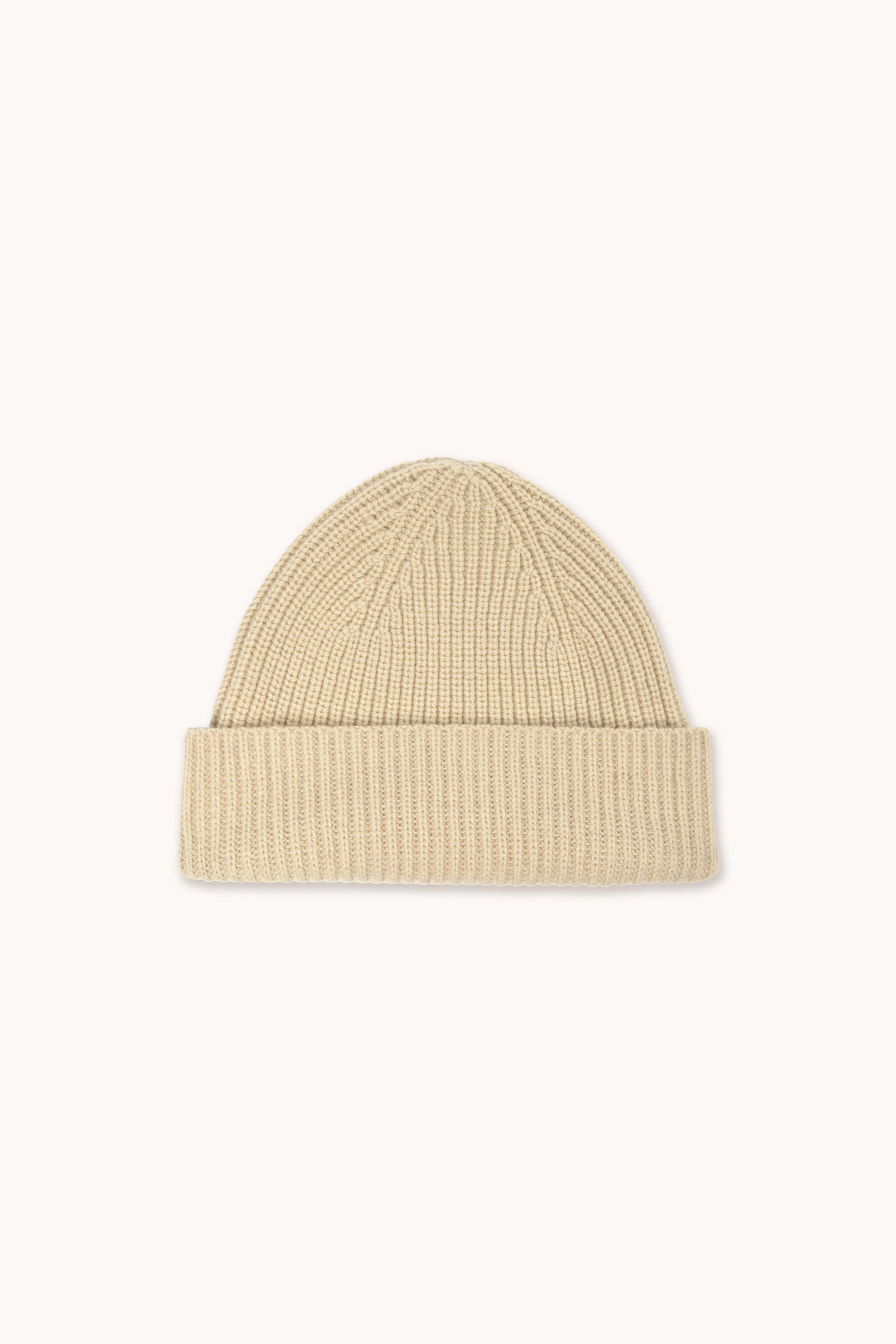 BEANIE LEO