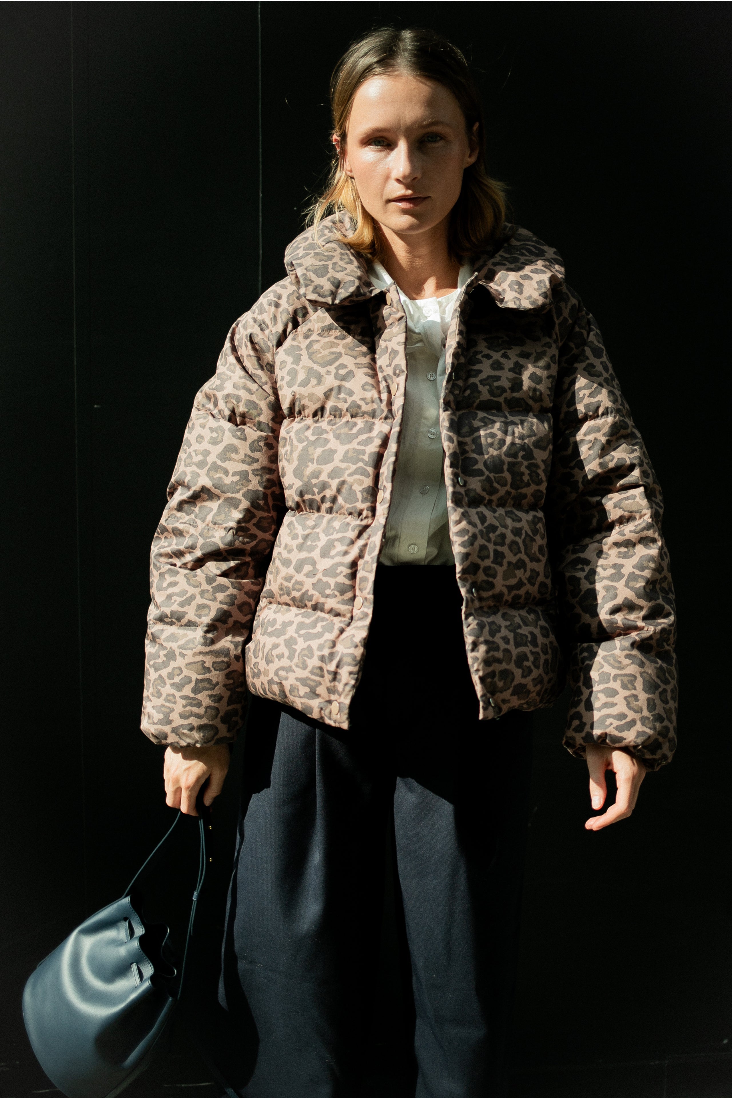 KURZE JACKE ANIMAL PRINT