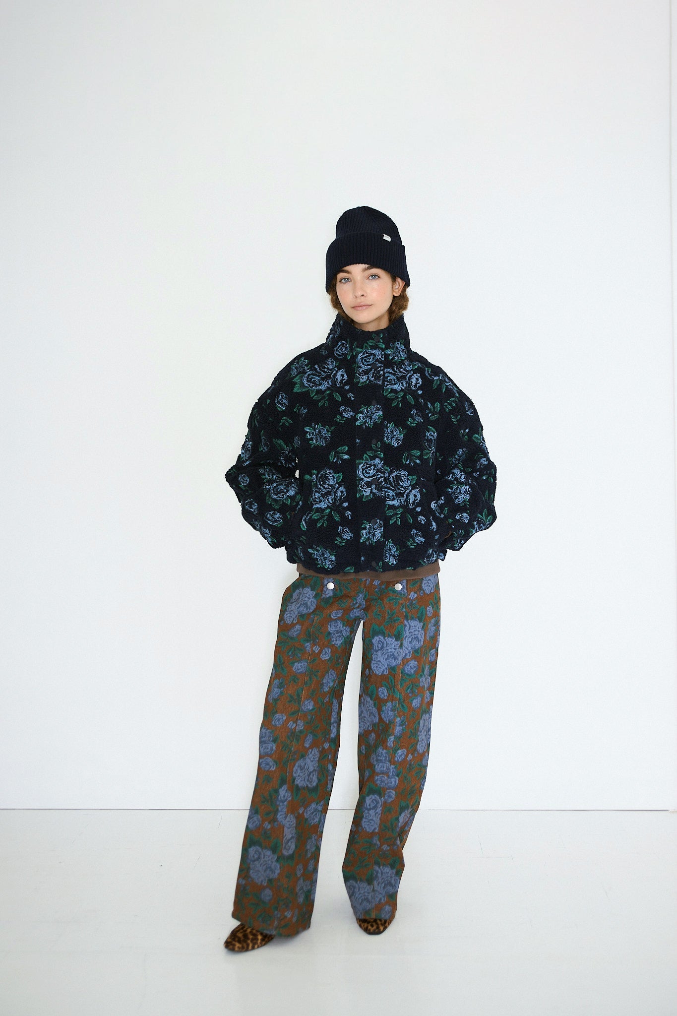 SHERPA-JACKE ROSES