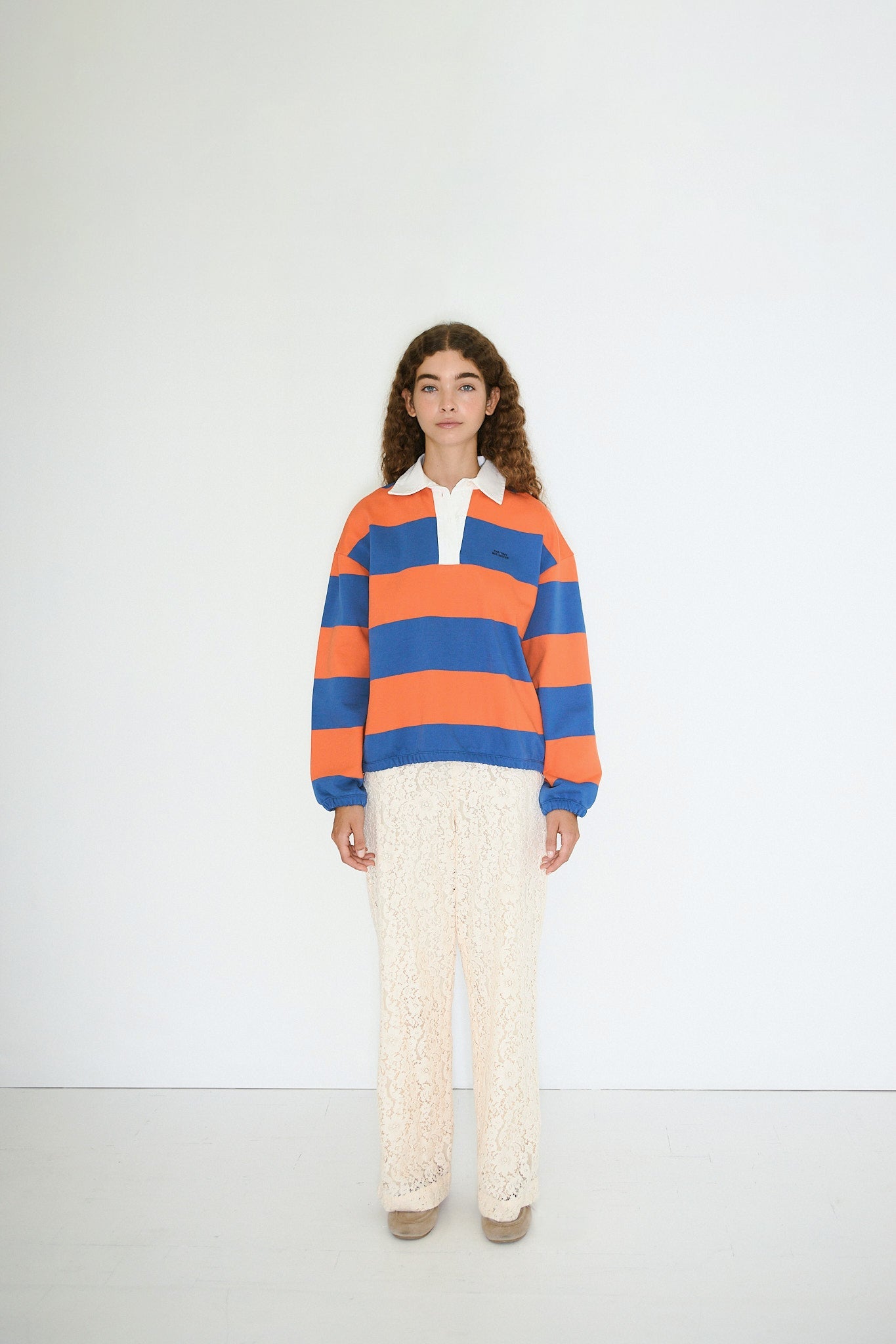 SWEATSHIRT GESTREIFT