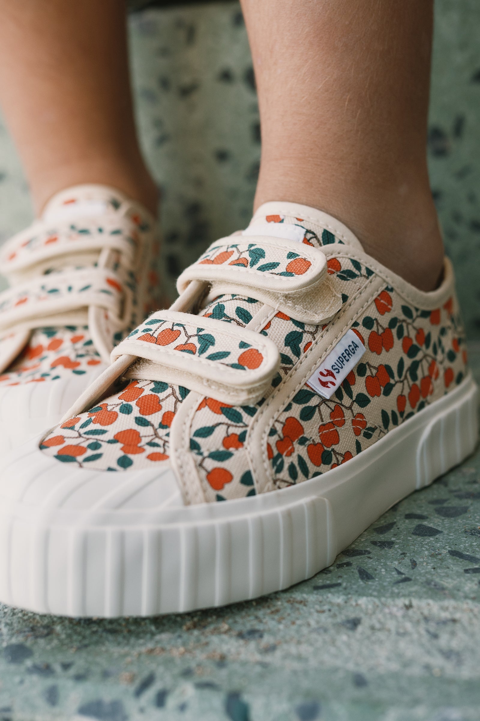 SNEAKERS MINI APPLES