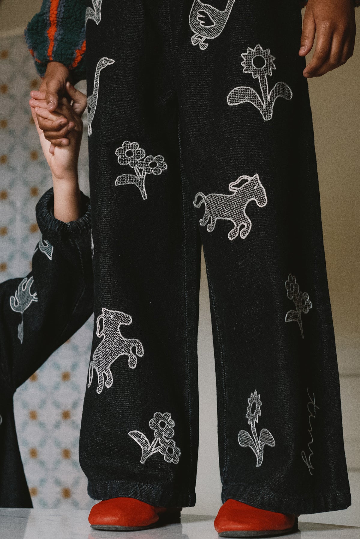 HORSES & FLOWERSデニムパンツ