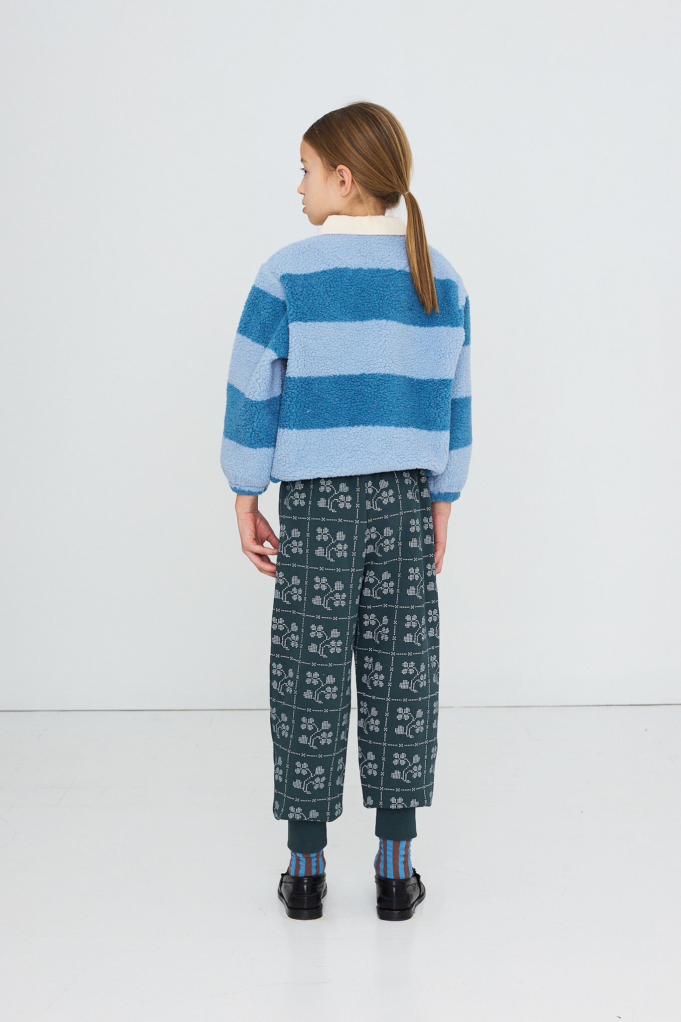 BLUE STRIPES SHERPA COLLAR SWEATSHIRT