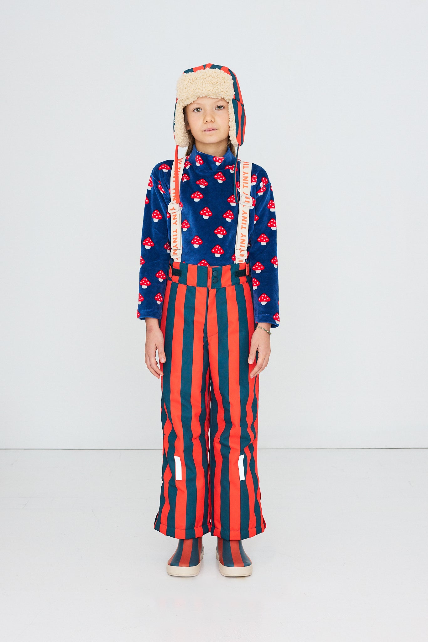 TINY MUSHROOMS MOCKNECK