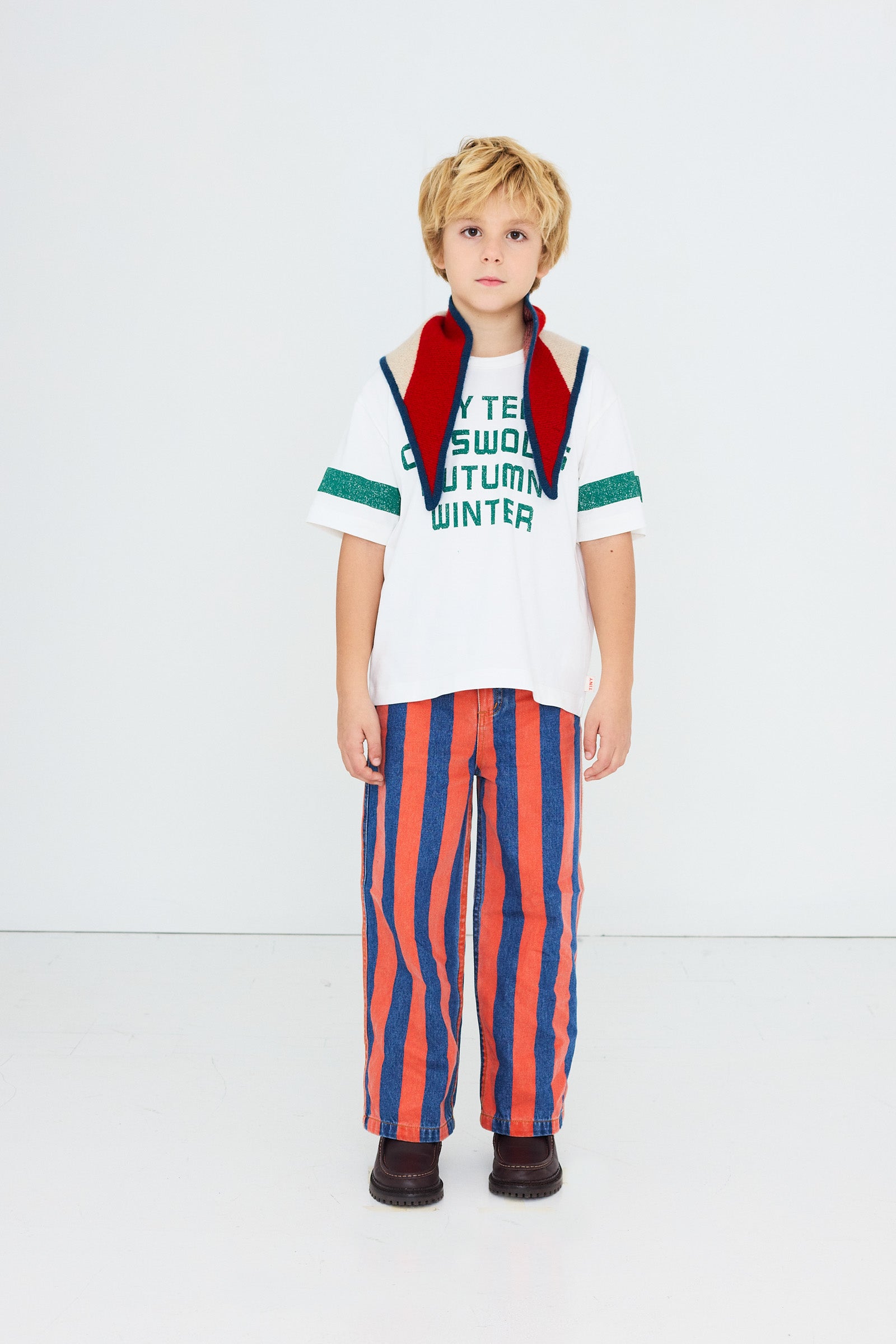TINY TEAM GRAPHIC TEE