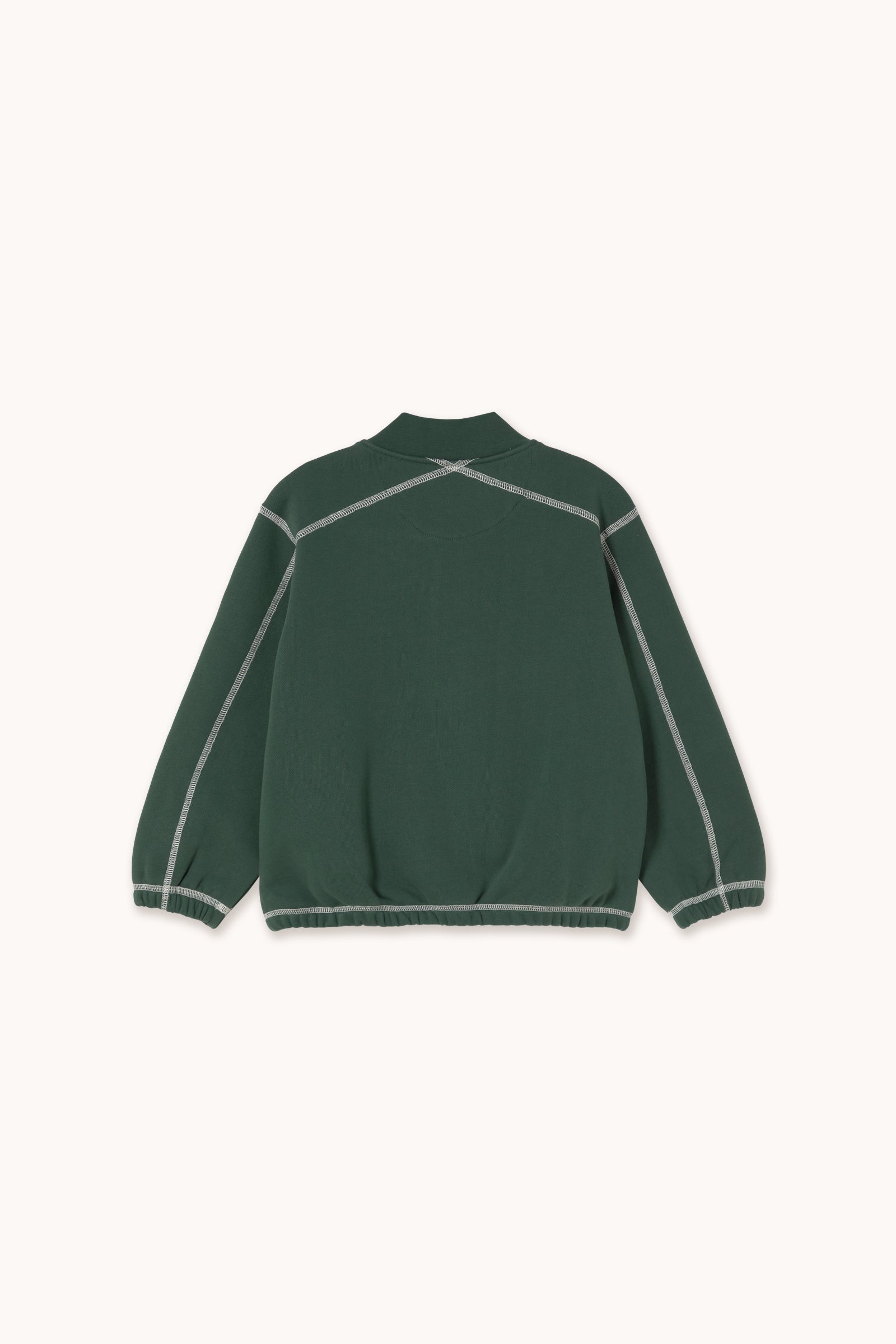 JACKE MIT KONTRASTDETAILS