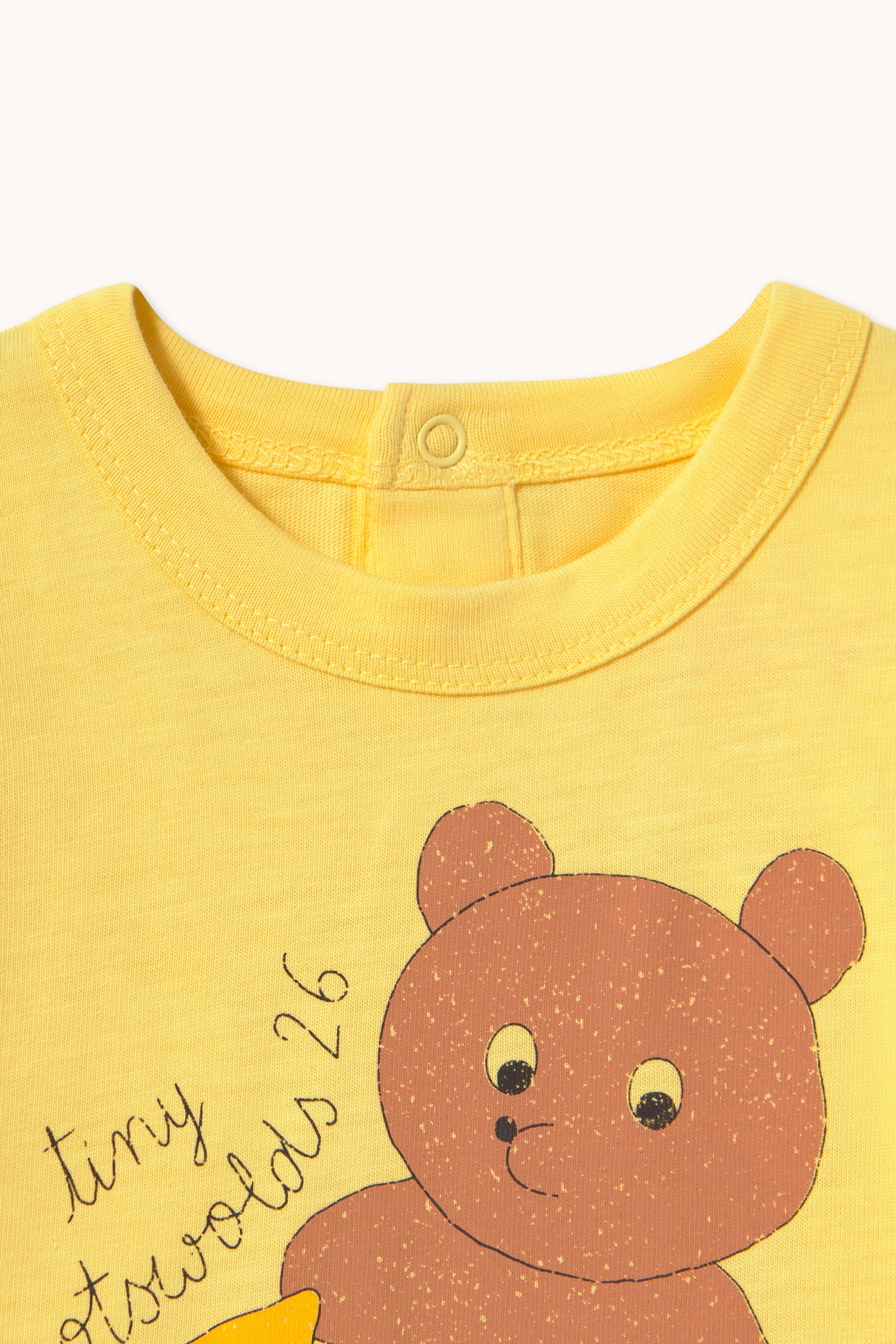 BEAR GRAPHIC TEE