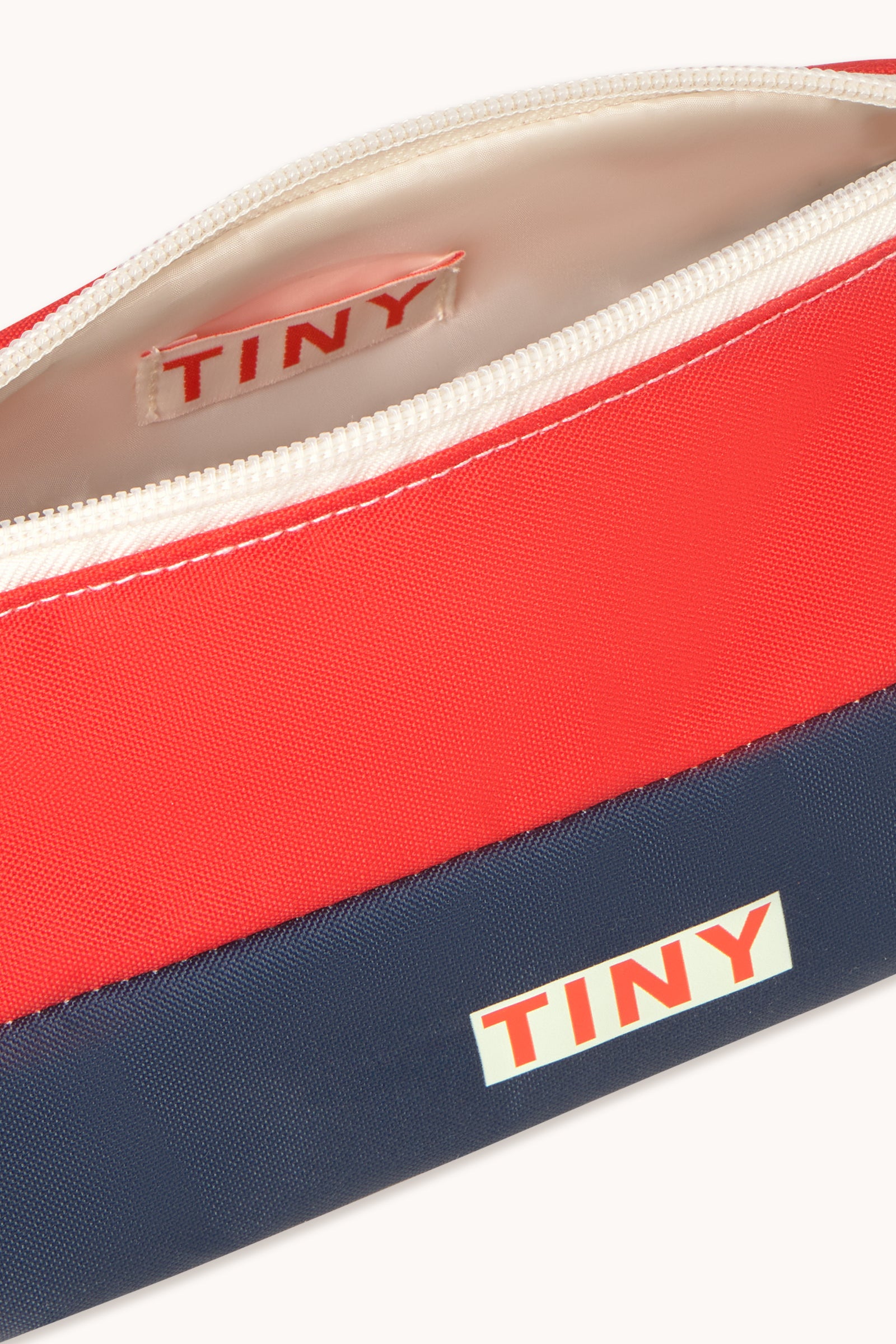 COLOR BLOCK PENCIL CASE