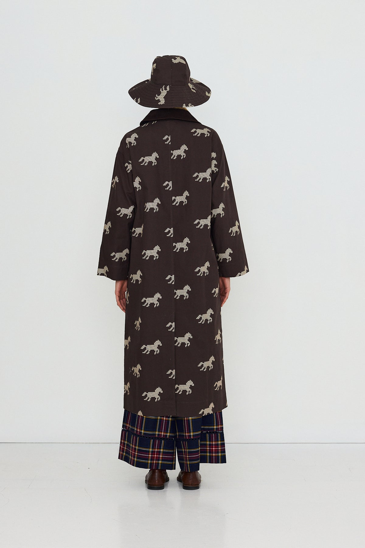 HORSES BUCKET HAT