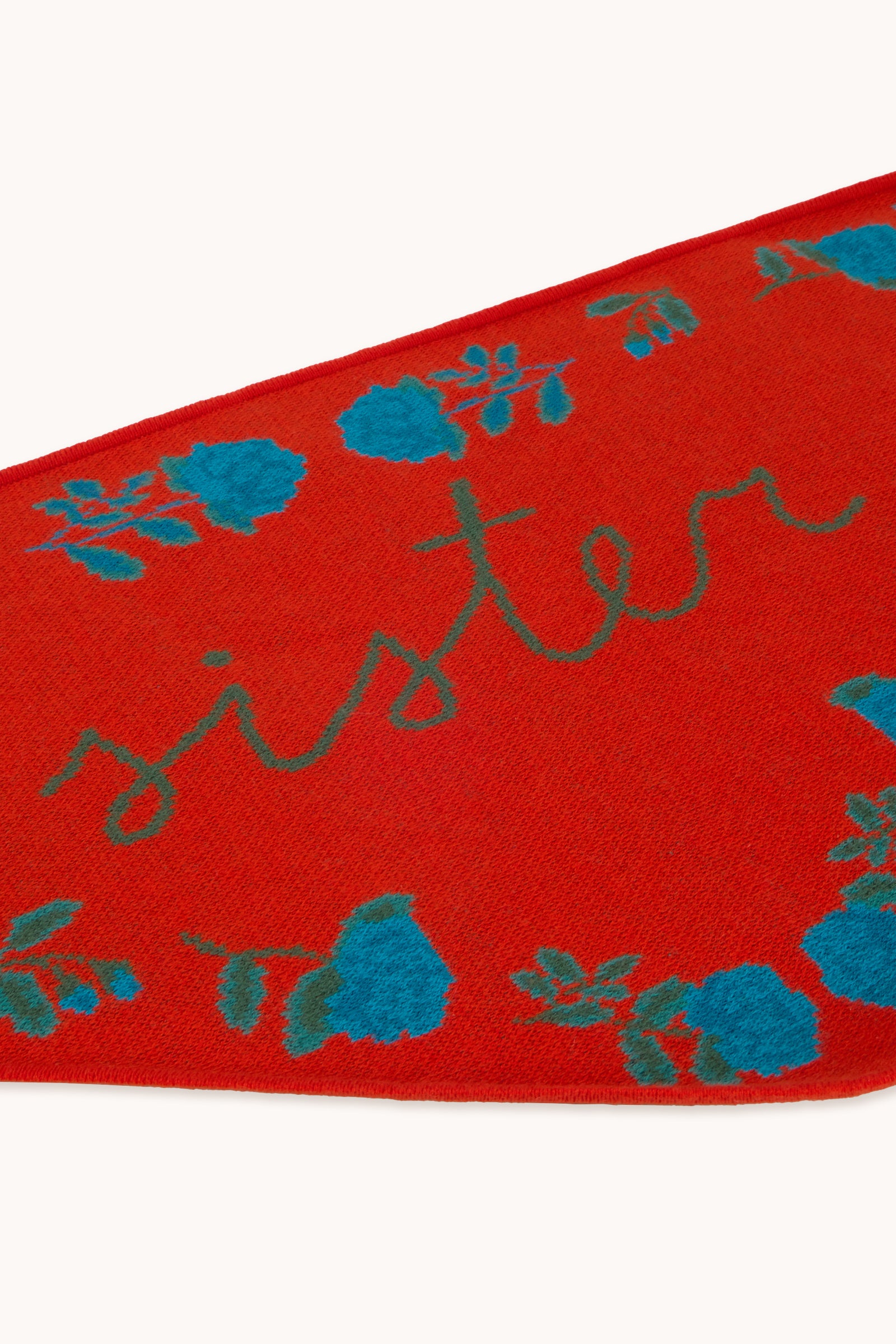 ROSES BANDANA