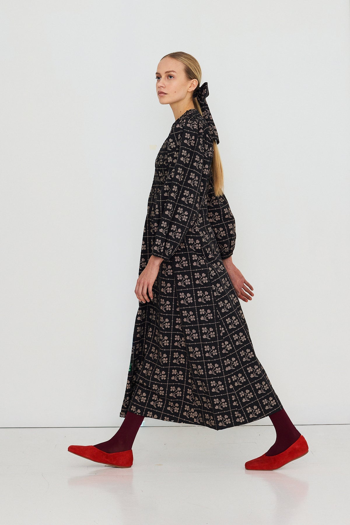 DOTS FLOWERS SMOCK DRESS