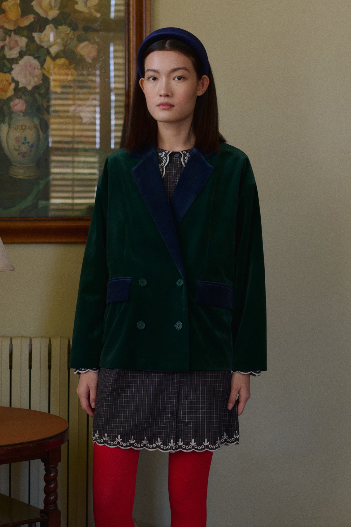 VELVET BLAZER