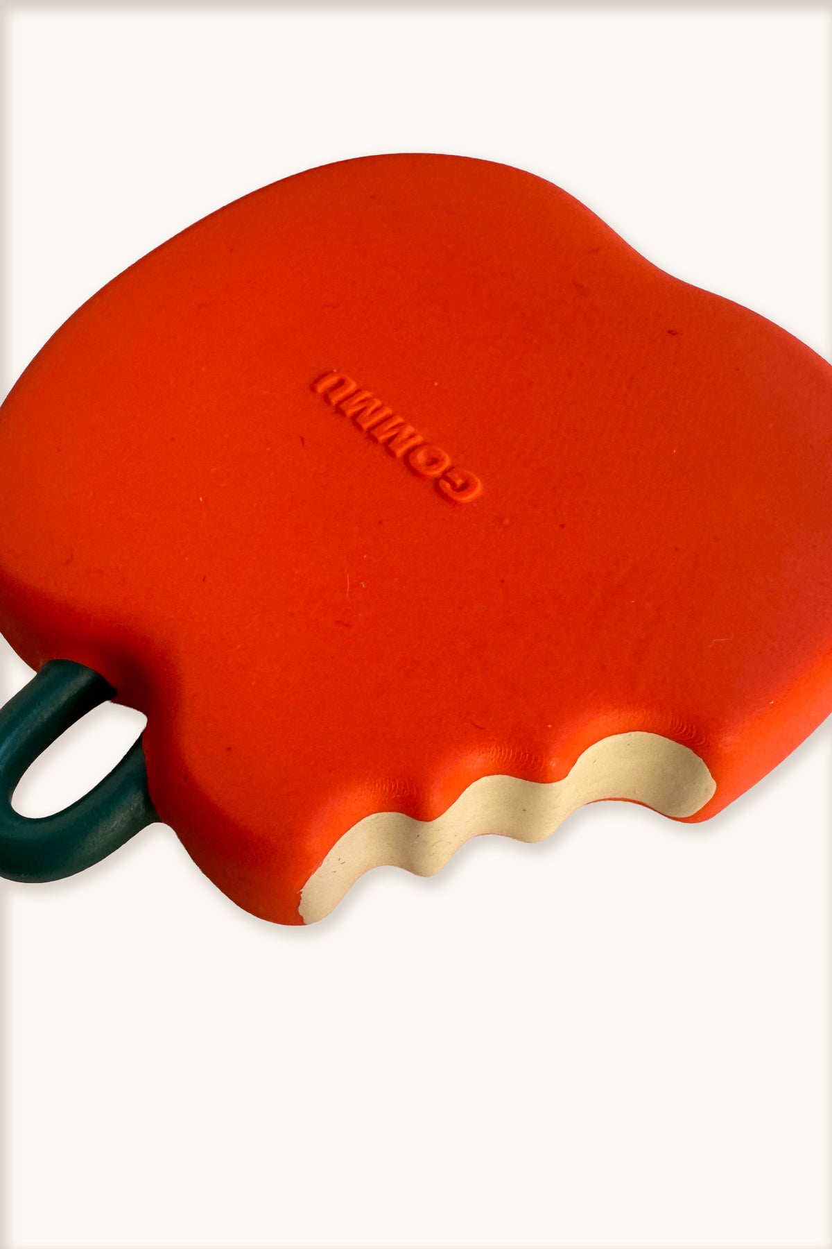 GOMMU APPLE TEETHER