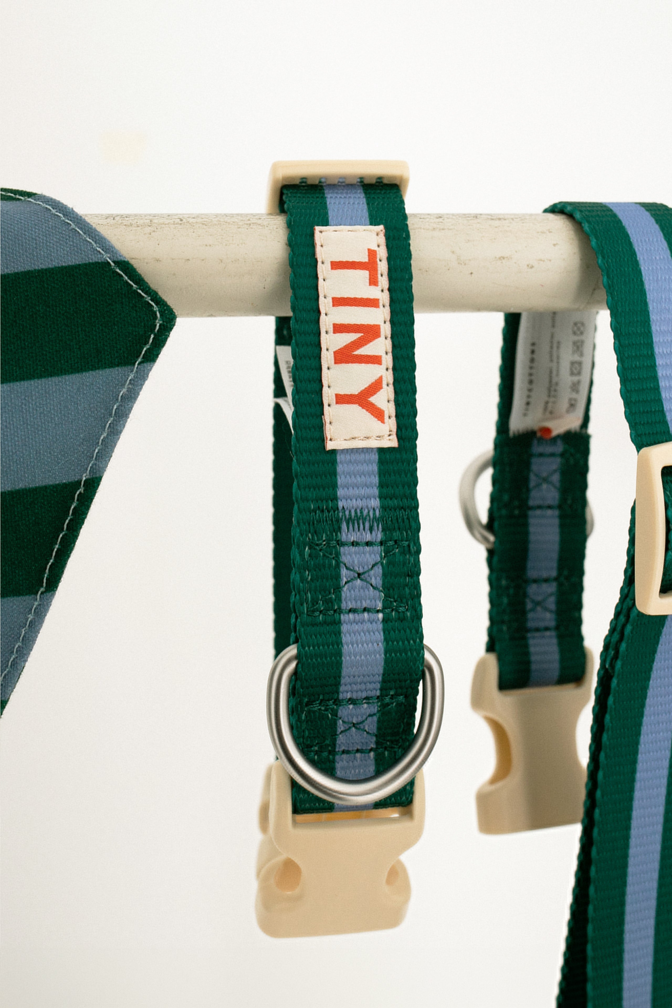 STRIPES ADJUSTABLE COLLAR