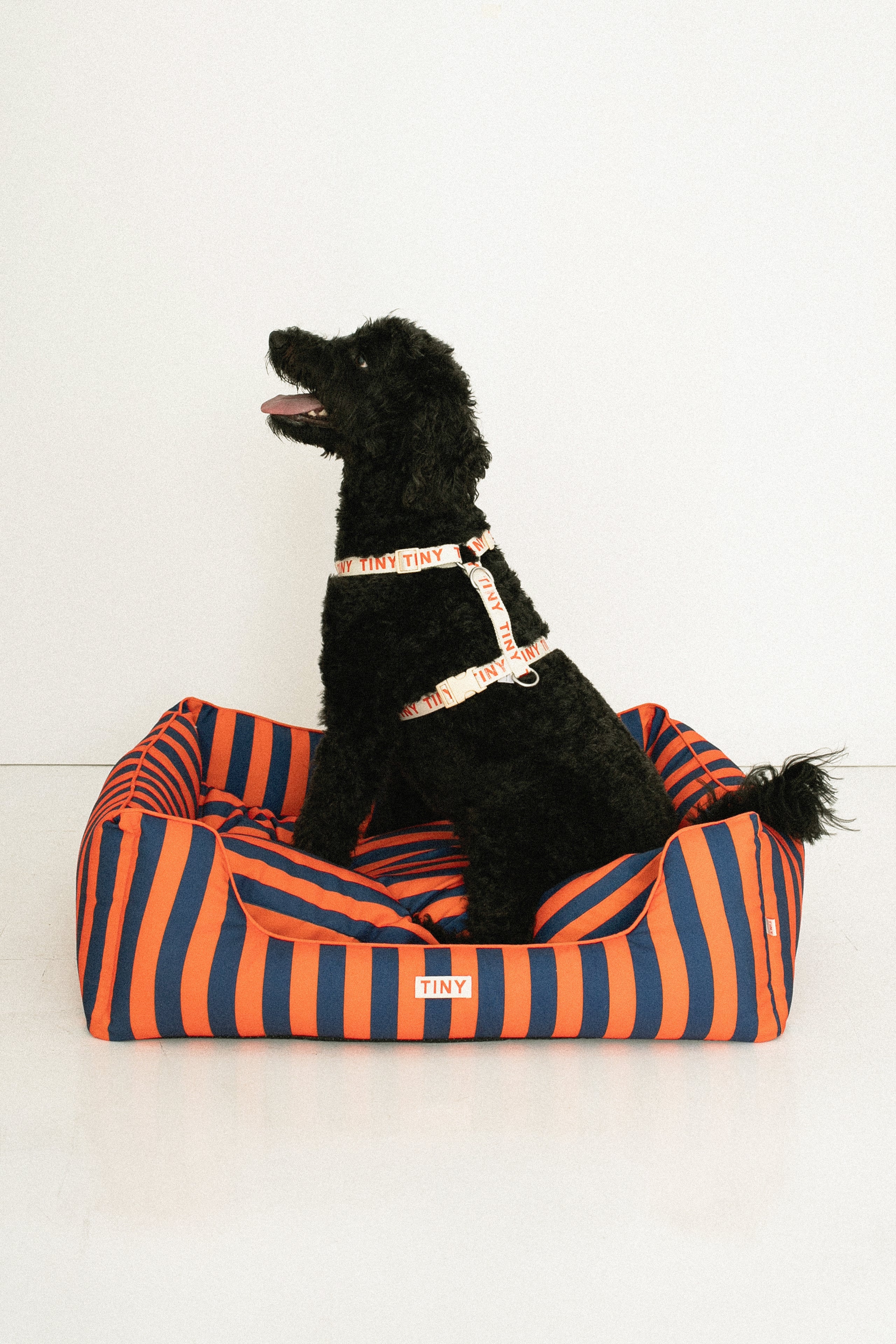STRIPES BOLSTER BED
