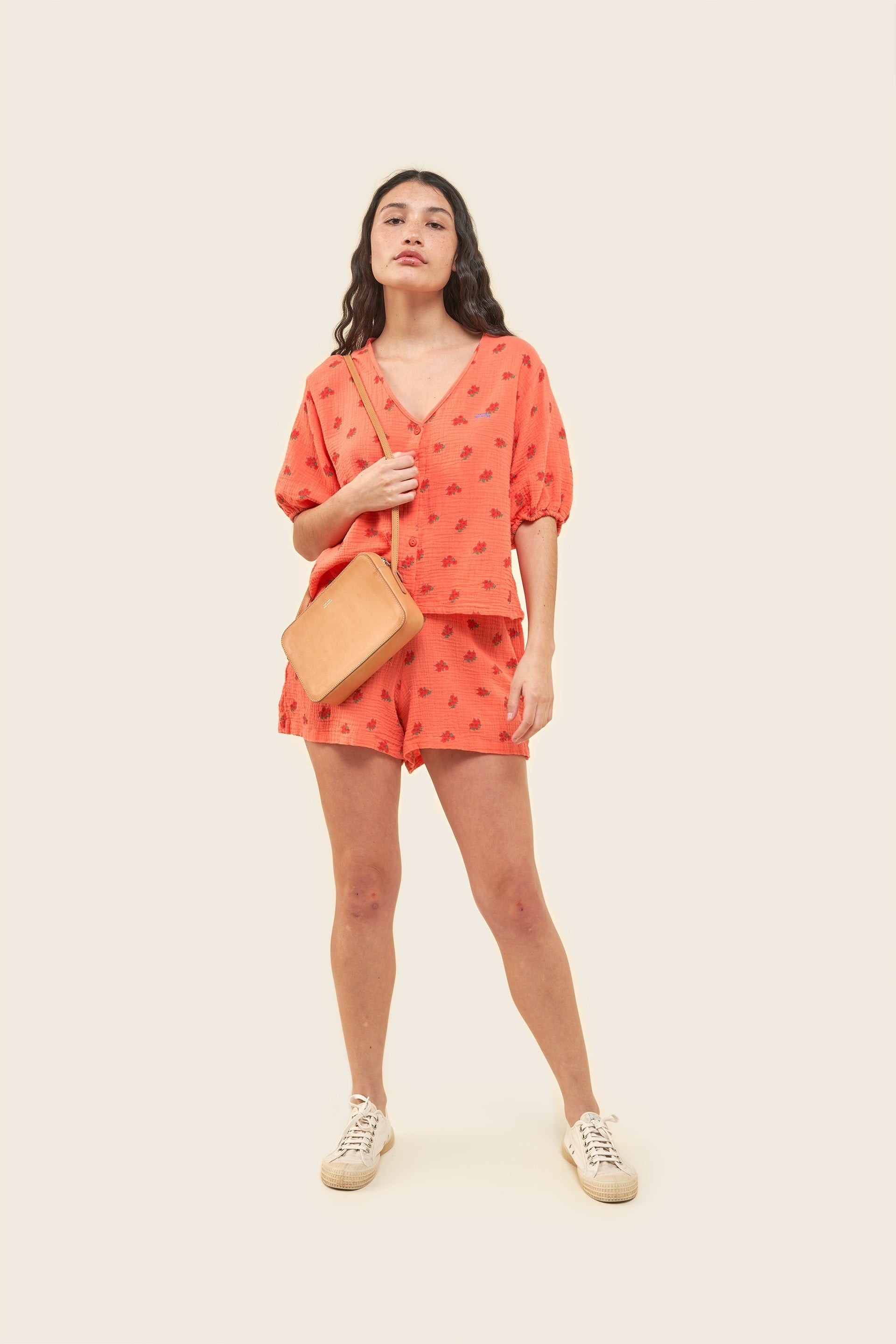 WOMAN RED FLOWERS DOUBLE GAUZE SHORTS