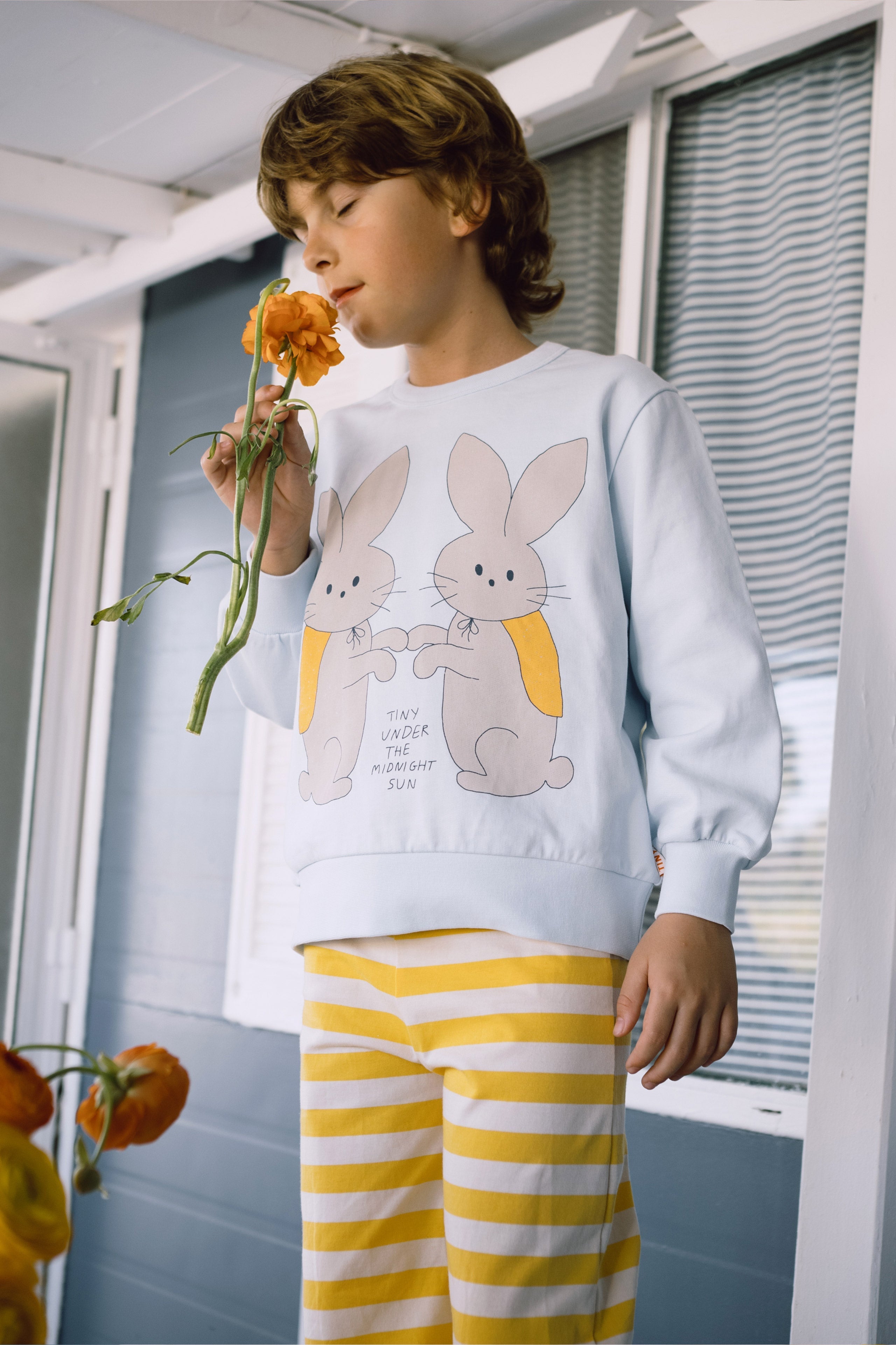 BUNNIES GRAPHIC SWEATSHIRT