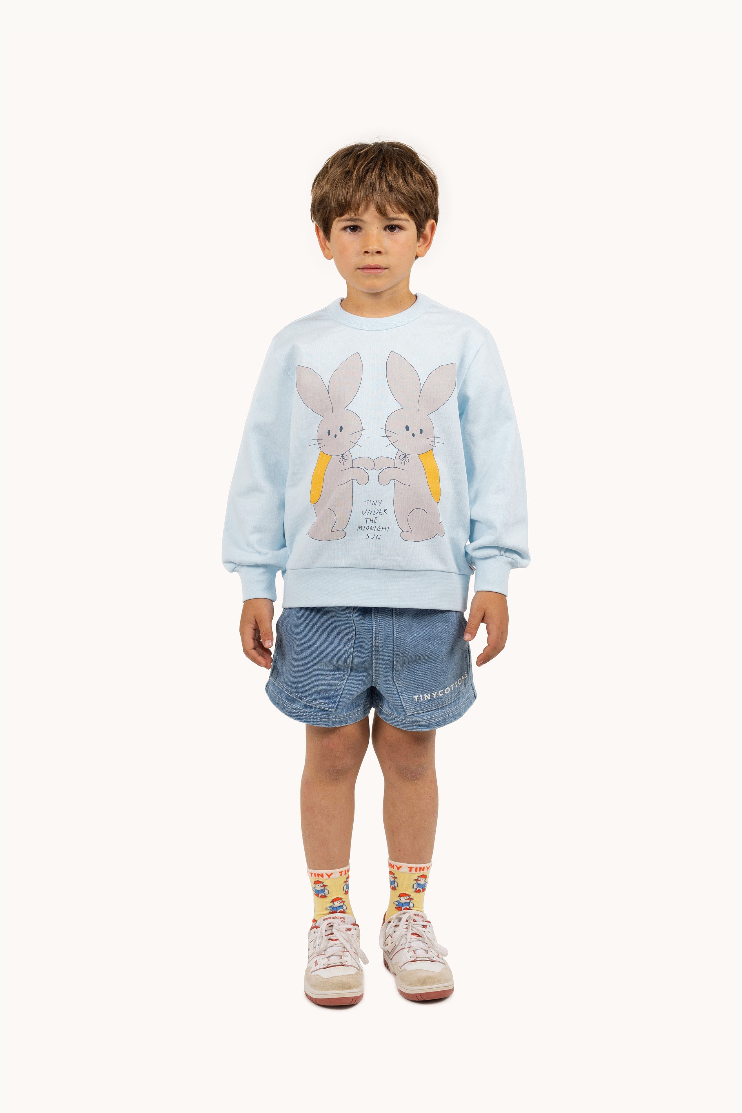 BUNNIES GRAPHIC SWEATSHIRT